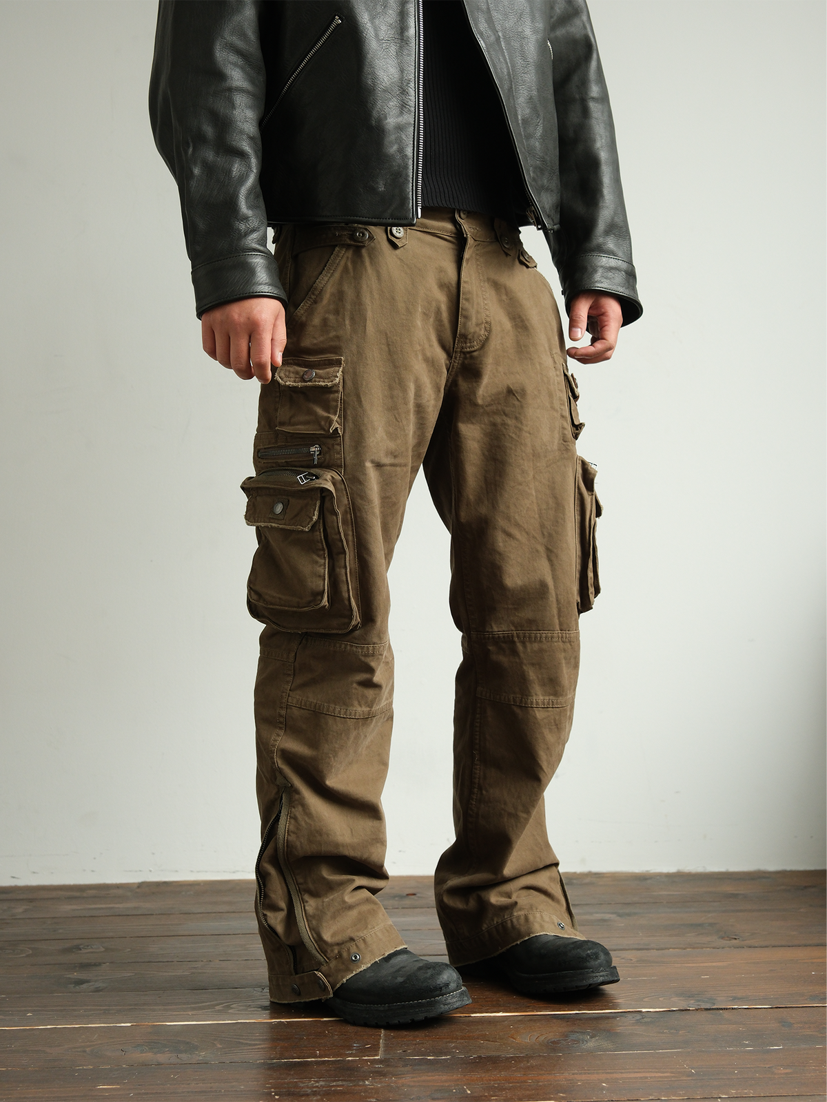 NEIGBORL Retro Multi-Pocket Distressed Straight-Leg Cargo Pants