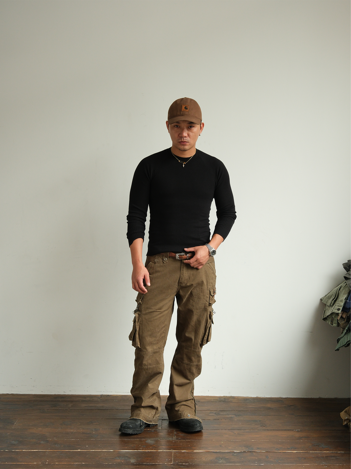 NEIGBORL Retro Multi-Pocket Distressed Straight-Leg Cargo Pants