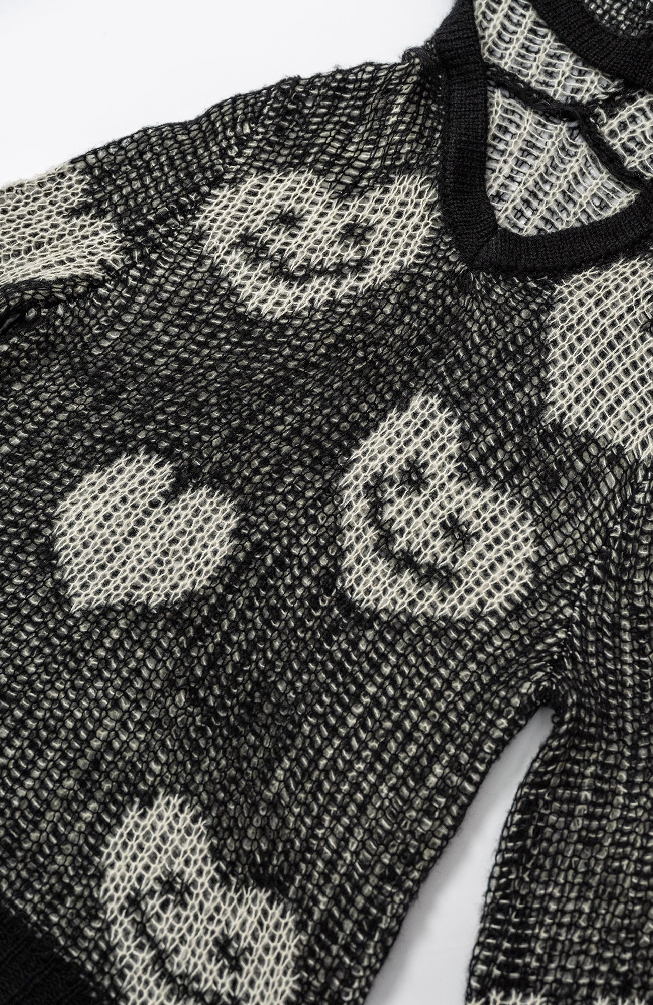 KADAKADA Smiling Heart Jacquard Knit Hoodie