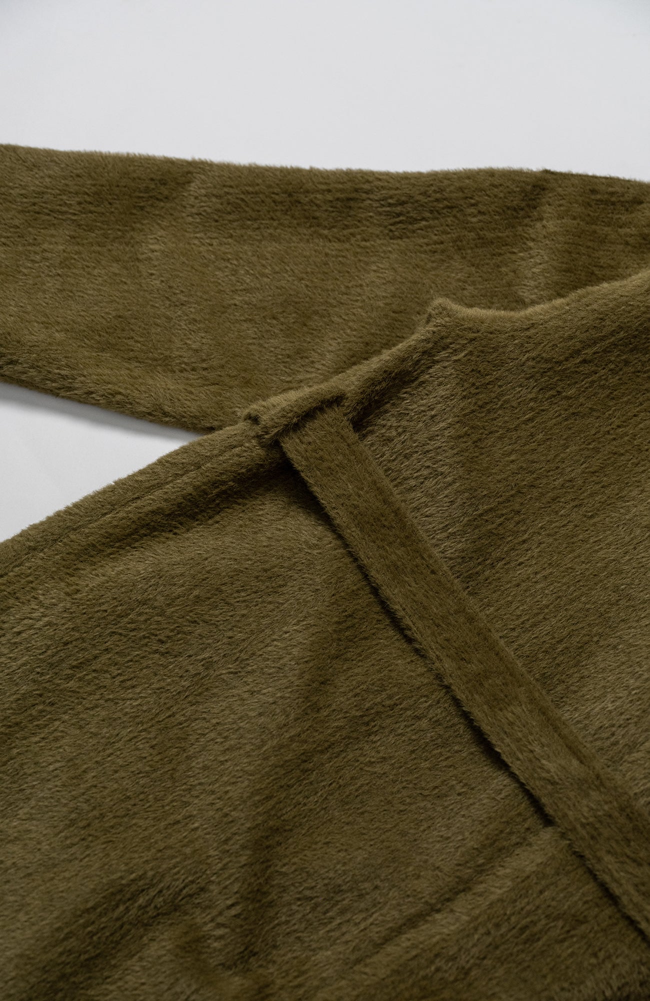 KADAKADA Double-Breasted Contrast Fuzzy Collar Overcoat