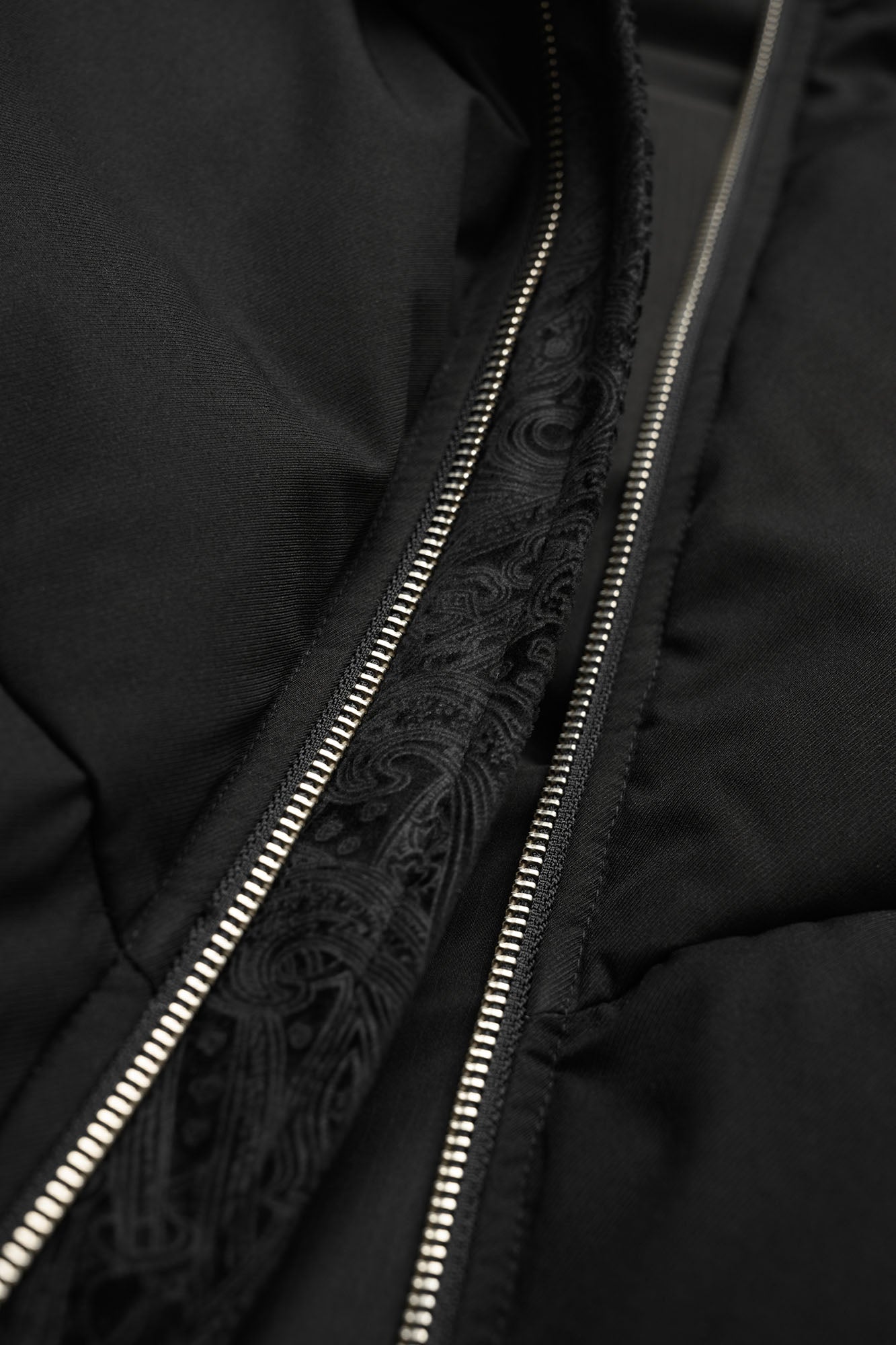 OKAYTHXBYE Essential Patterned Lapel Down Jacket