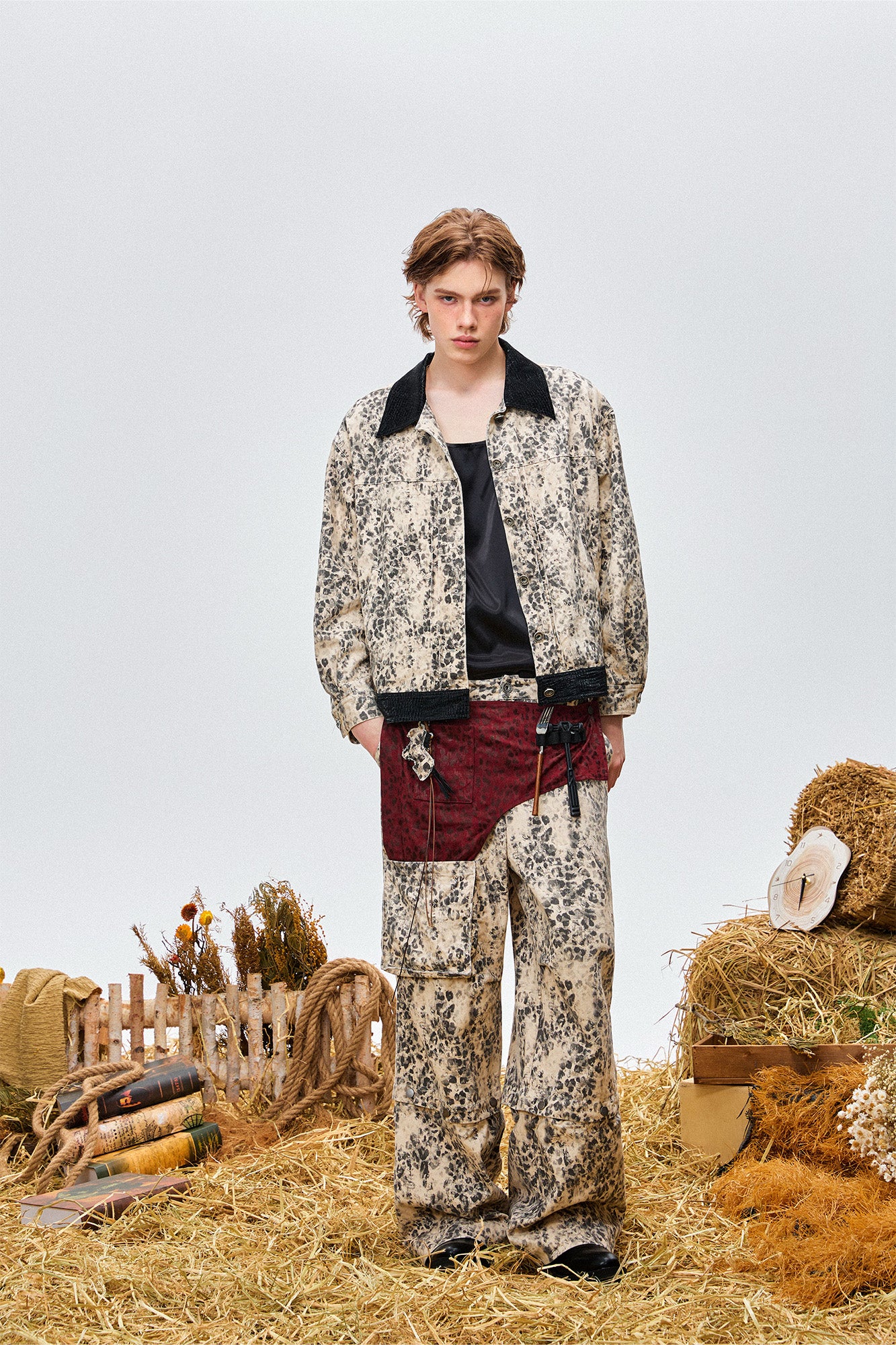 OIPWORD Retro Leopard Detachable Panel Cargo Jeans, premium urban and streetwear designers apparel on PROJECTISR.com, OIPWORD