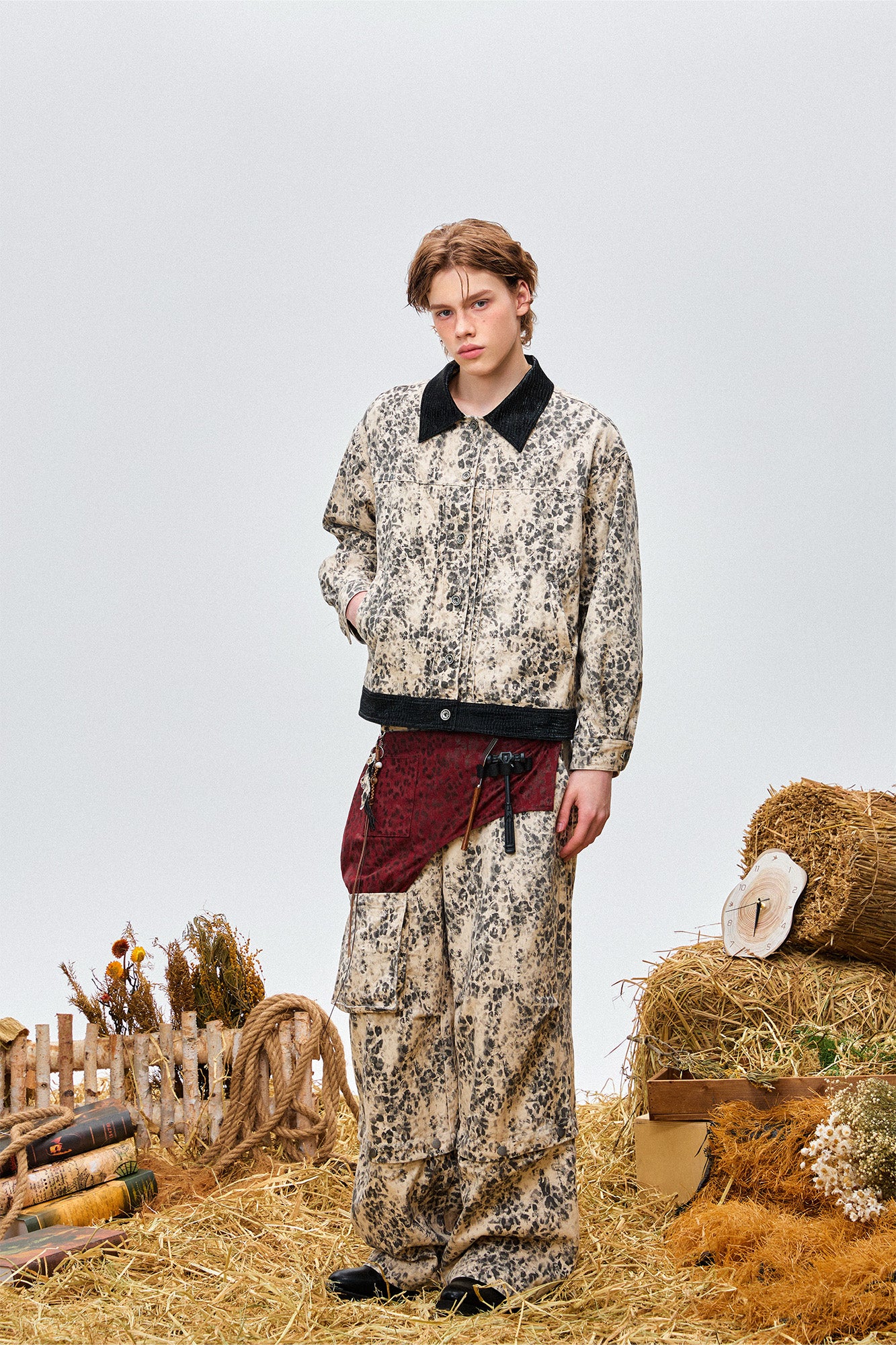OIPWORD Retro Leopard Detachable Panel Cargo Jeans, premium urban and streetwear designers apparel on PROJECTISR.com, OIPWORD