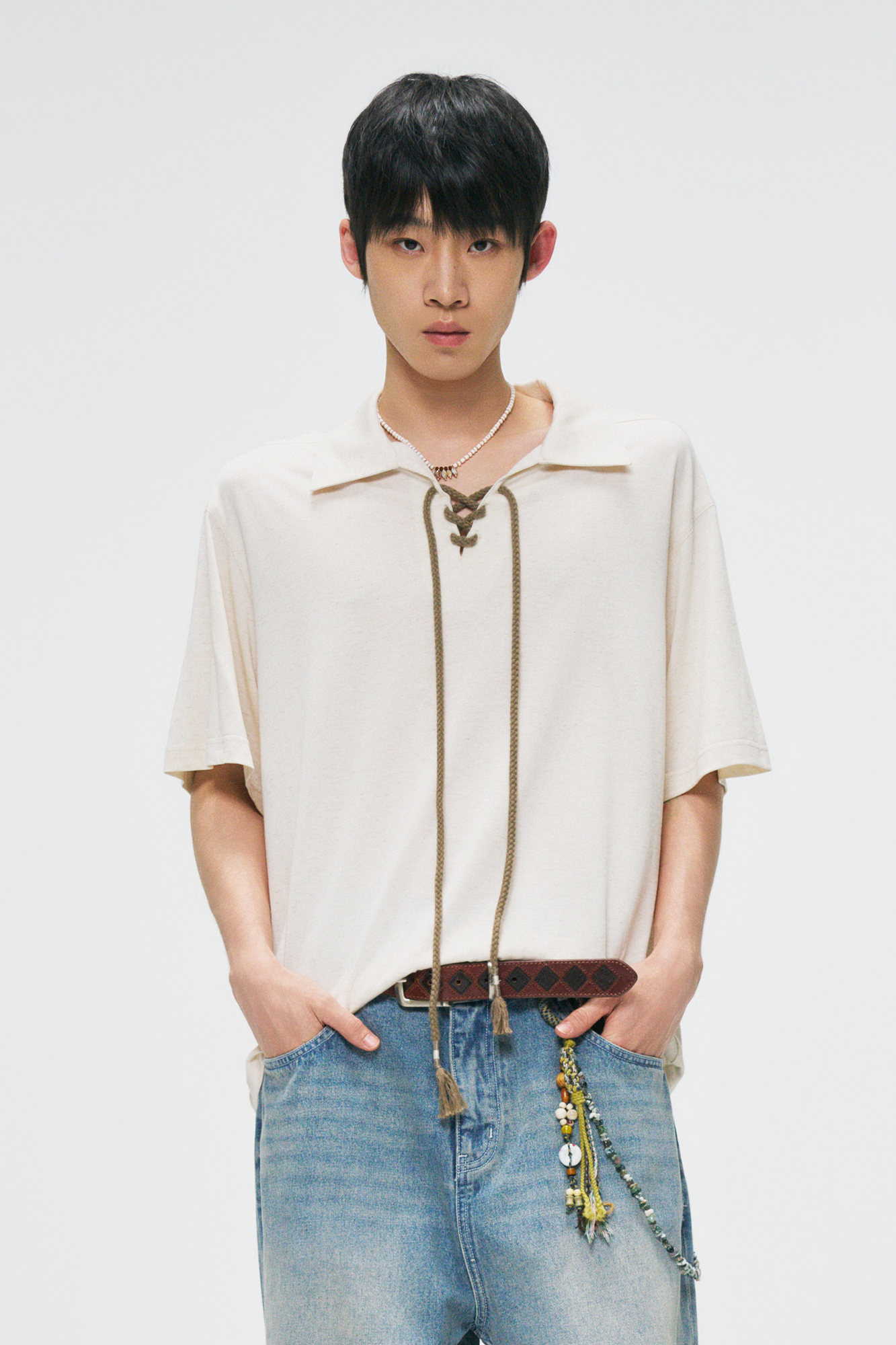 GONGHE REPUB Minimal Linen Lace-Up Tee