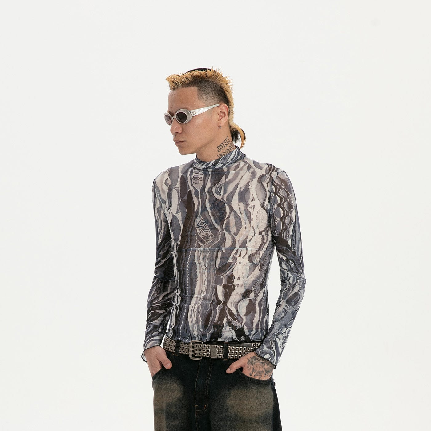 RTVG Abstract Striped Stretchy Slim-Fit L/S Tee, premium urban and streetwear designers apparel on PROJECTISR.com, RTVG
