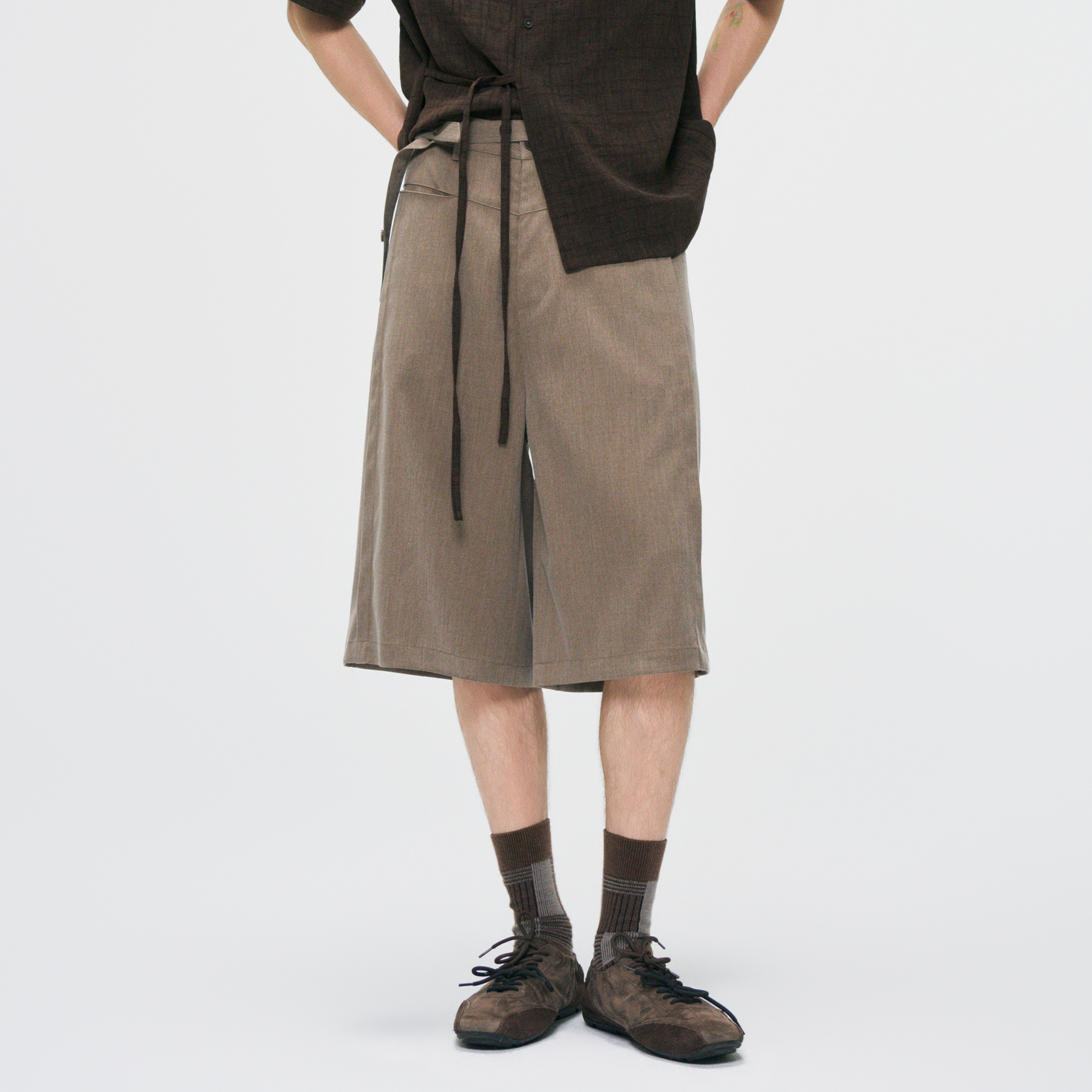 GONGHE REPUB Draped Belted Wool Shorts