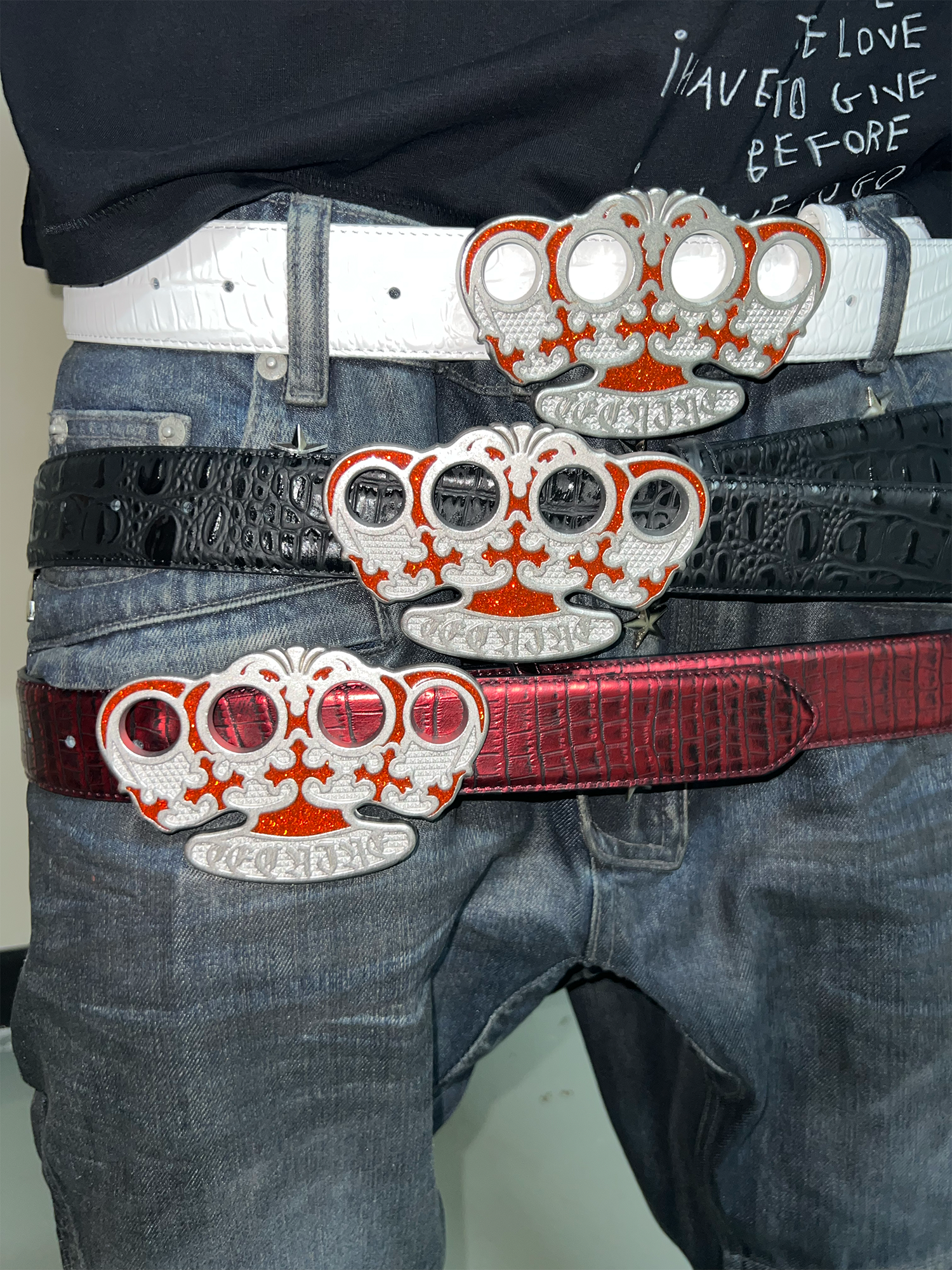TECNINEGROUP Knuckle Crown Glitter Croc Leather Belt