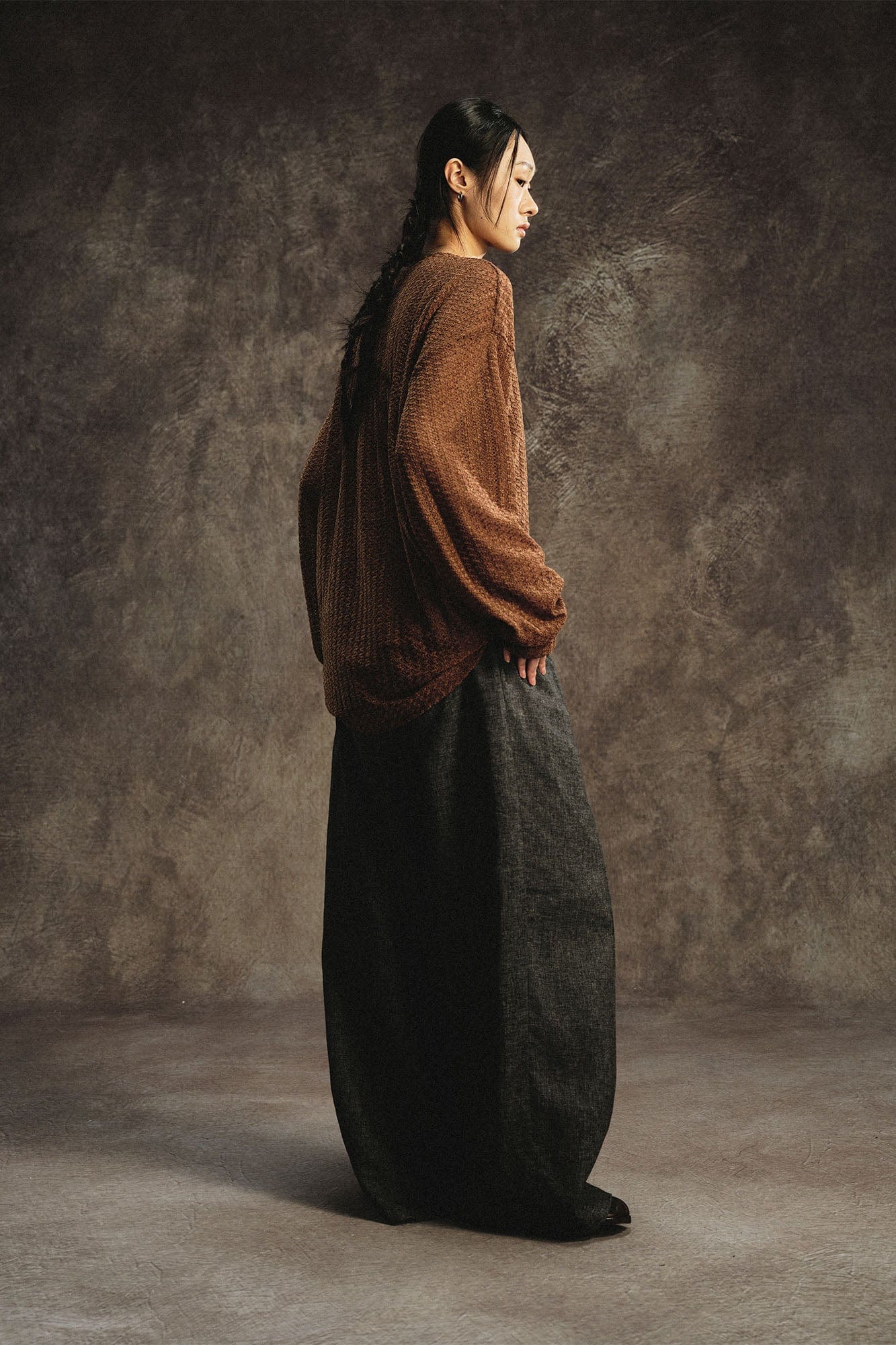 GONGHE REPUB Linen-Blend Pleated Belt Wide-Leg Trousers, premium urban and streetwear designers apparel on PROJECTISR.com, GONGHE REPUB