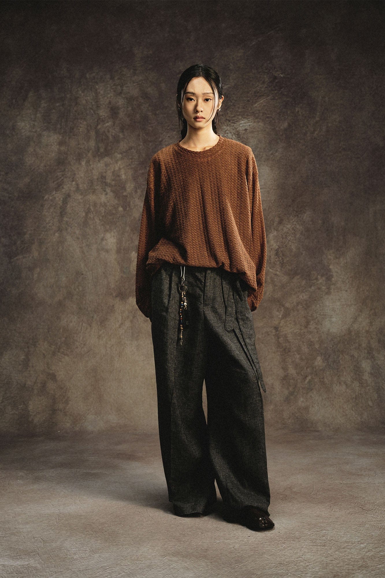 GONGHE REPUB Linen-Blend Pleated Belt Wide-Leg Trousers, premium urban and streetwear designers apparel on PROJECTISR.com, GONGHE REPUB