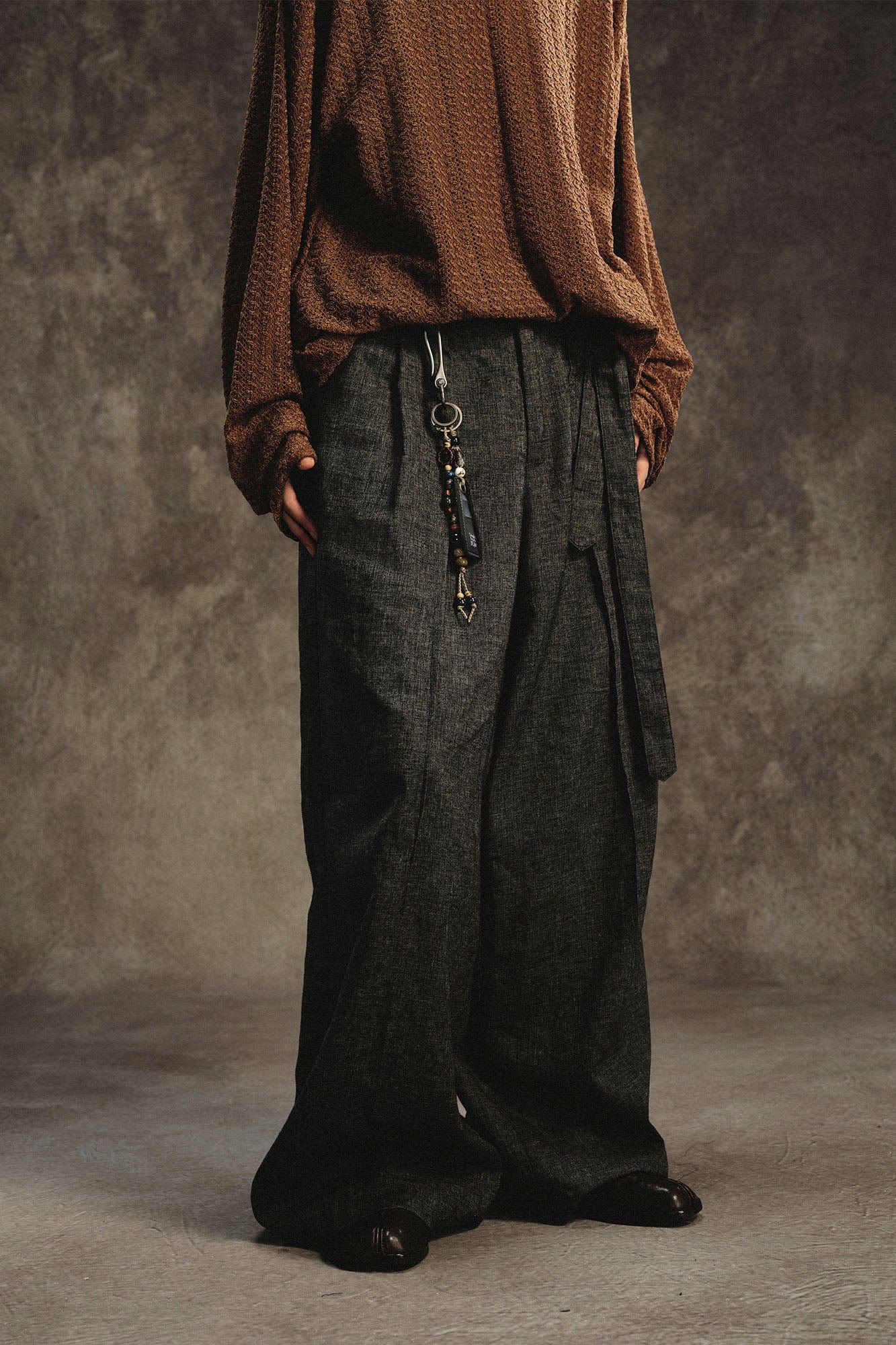 GONGHE REPUB Linen-Blend Pleated Belt Wide-Leg Trousers, premium urban and streetwear designers apparel on PROJECTISR.com, GONGHE REPUB