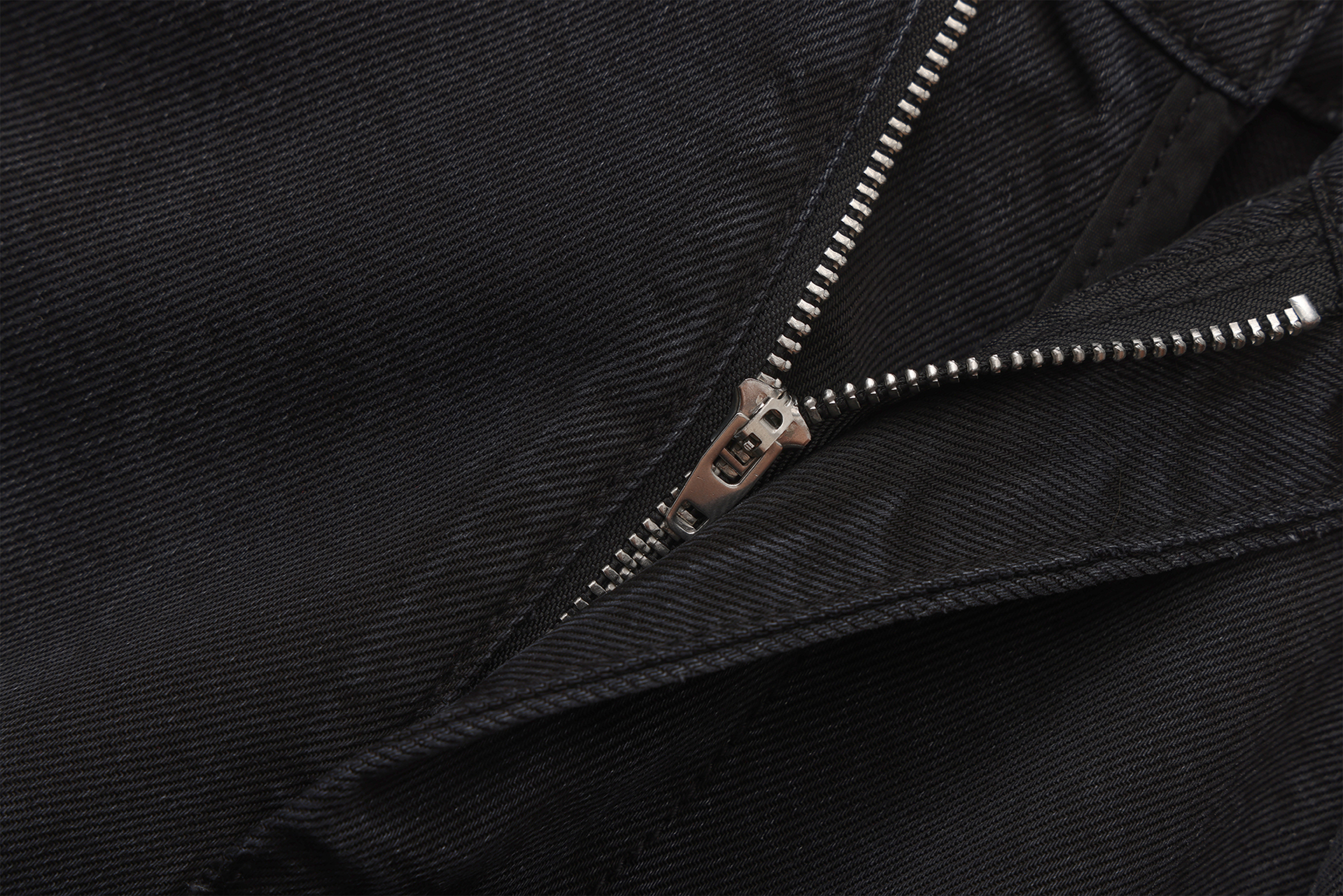 VANN VALRENCE Washed Rivet Tencel Straight-Leg Jeans
