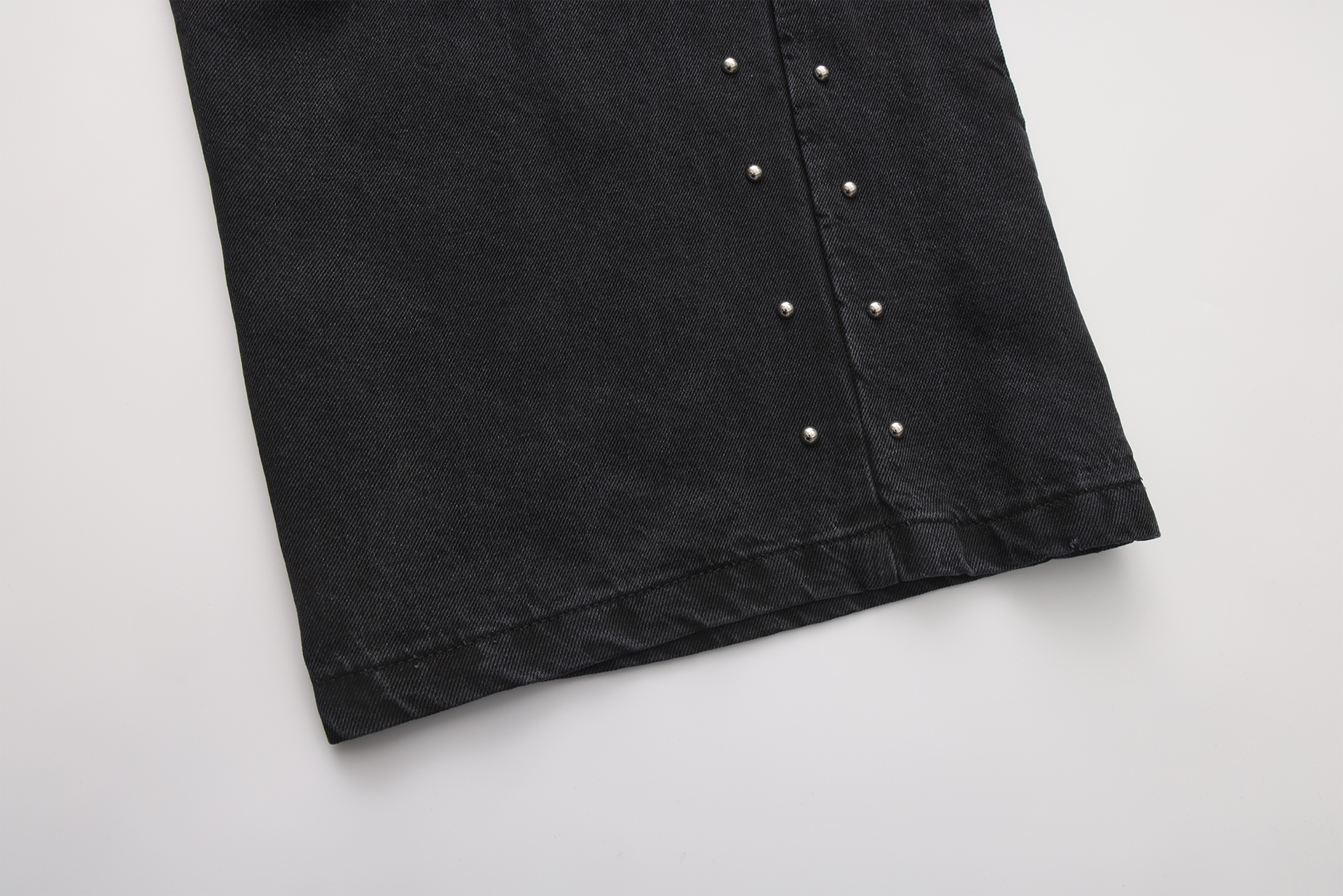 VANN VALRENCE Washed Rivet Tencel Straight-Leg Jeans