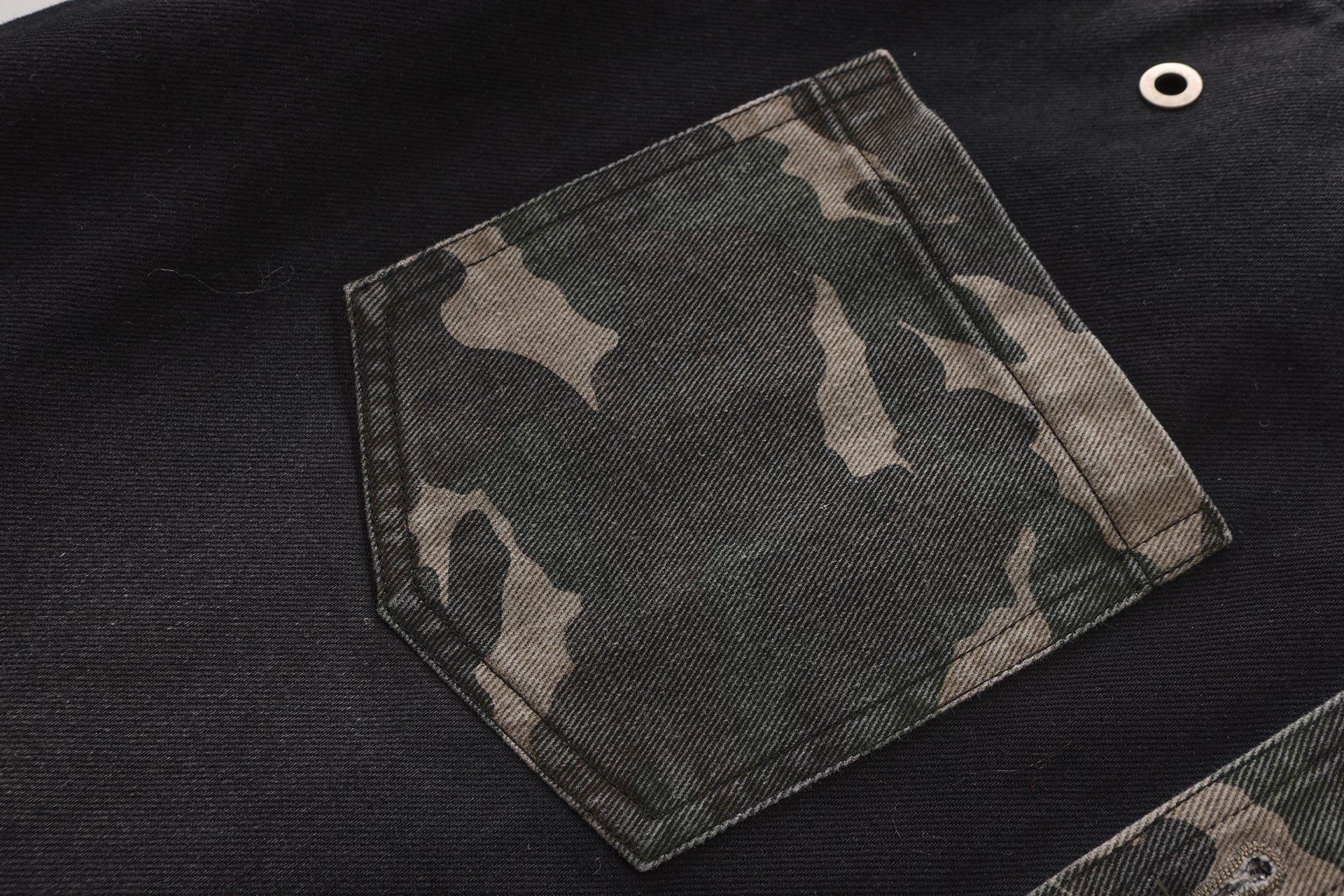 VANN VALRENCE Paneled Camo Denim Shirt