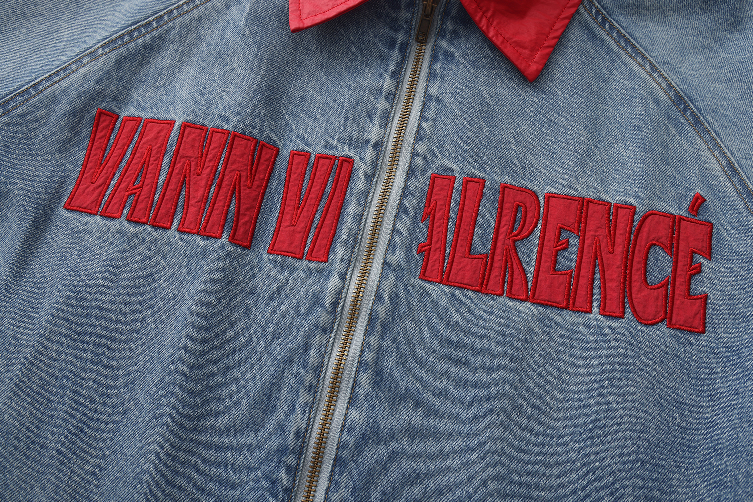 VANN VALRENCE Contrast LOGO Patch Washed Denim Jacket