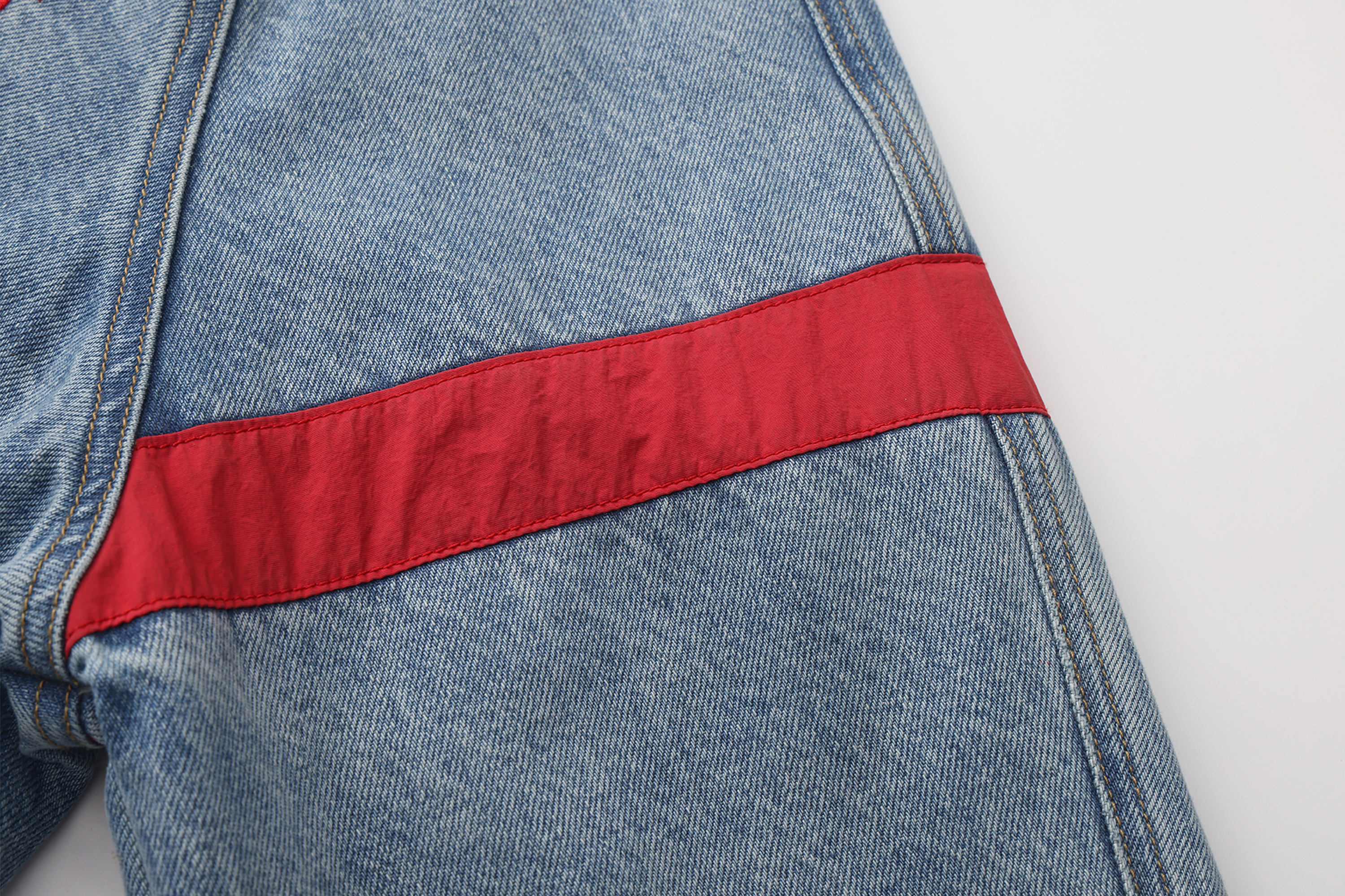 VANN VALRENCE Contrast LOGO Patch Washed Denim Jacket