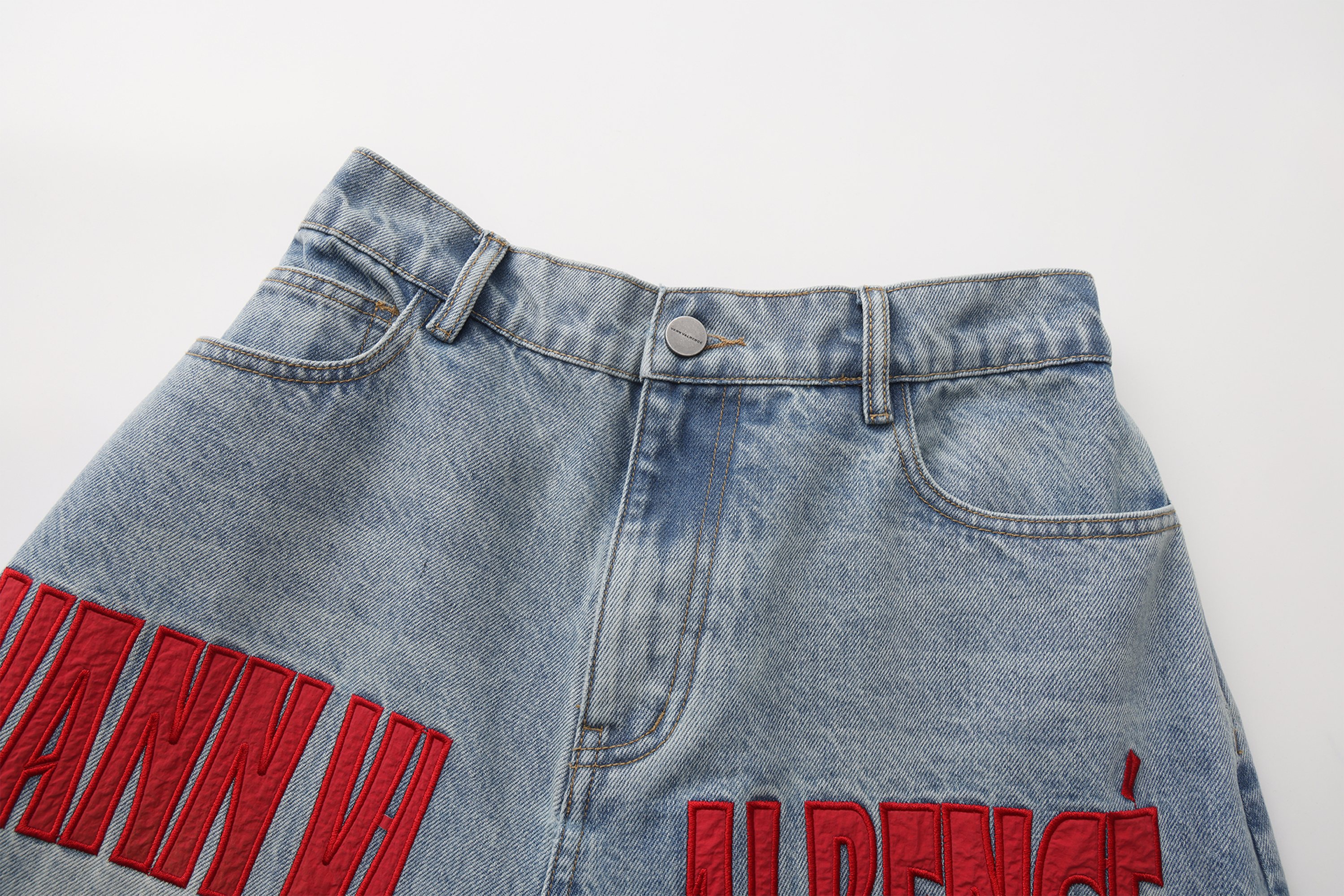 VANN VALRENCE Contrast Panel LOGO Patch Washed Jeans