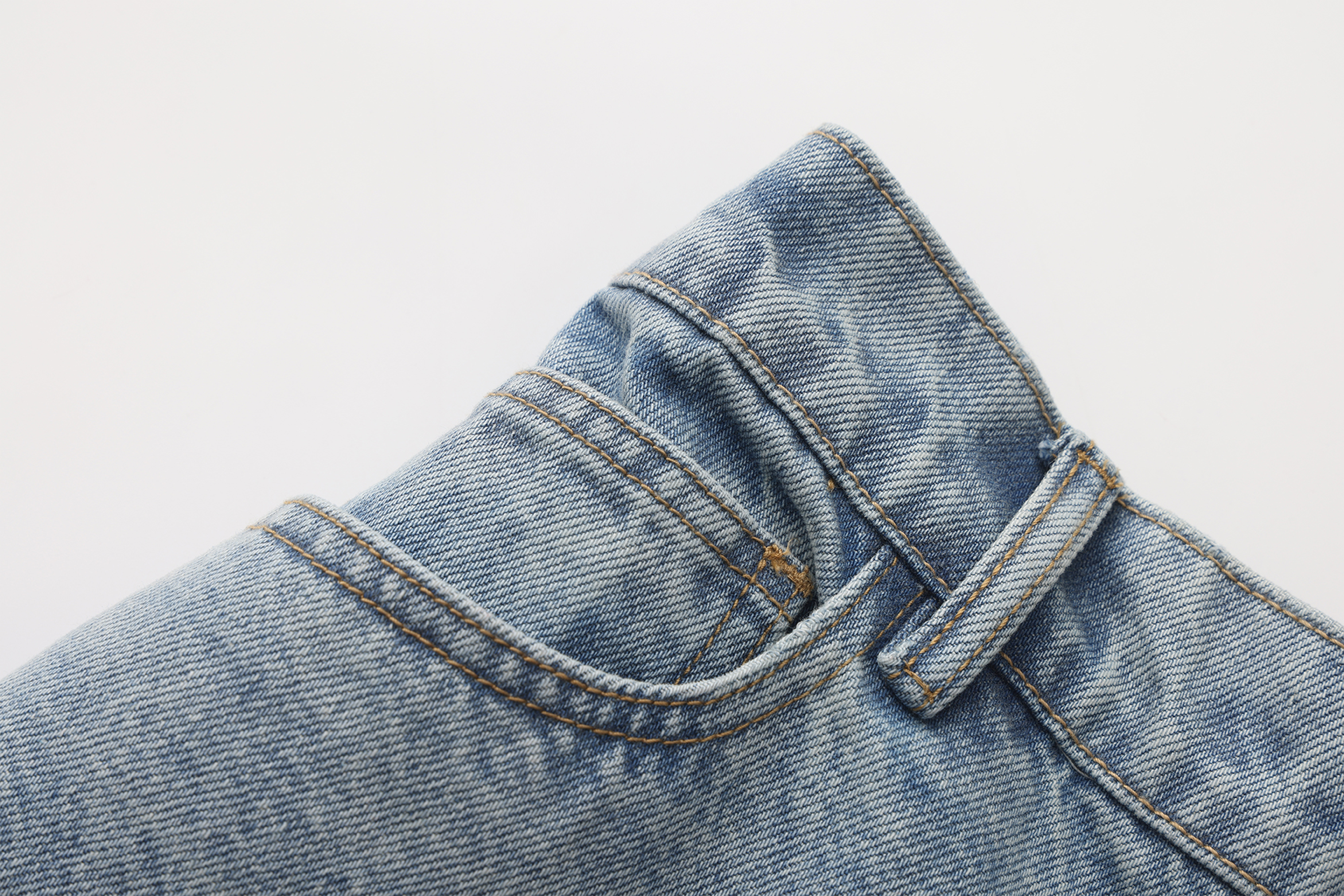 VANN VALRENCE Contrast Panel LOGO Patch Washed Jeans