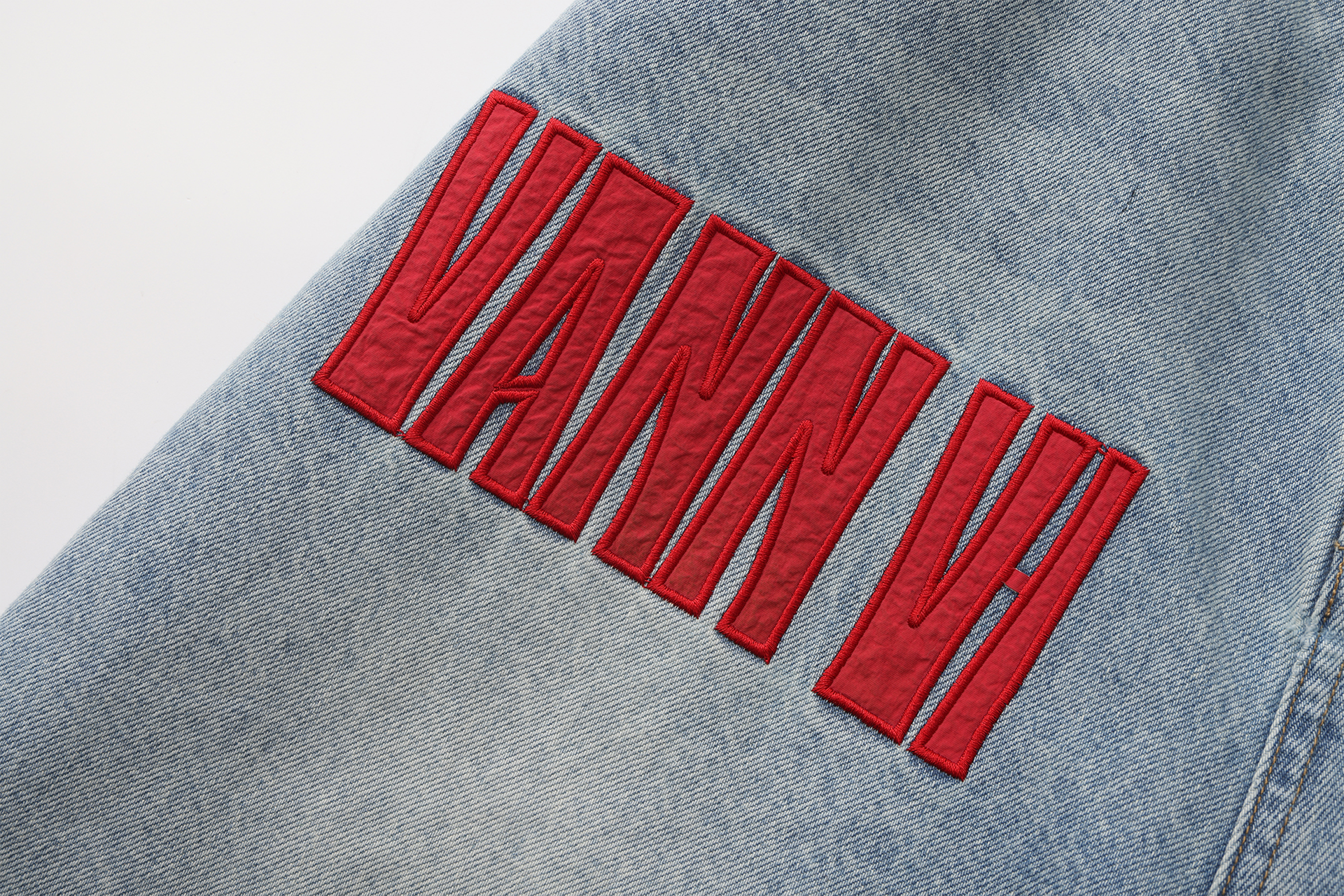 VANN VALRENCE Contrast Panel LOGO Patch Washed Jeans