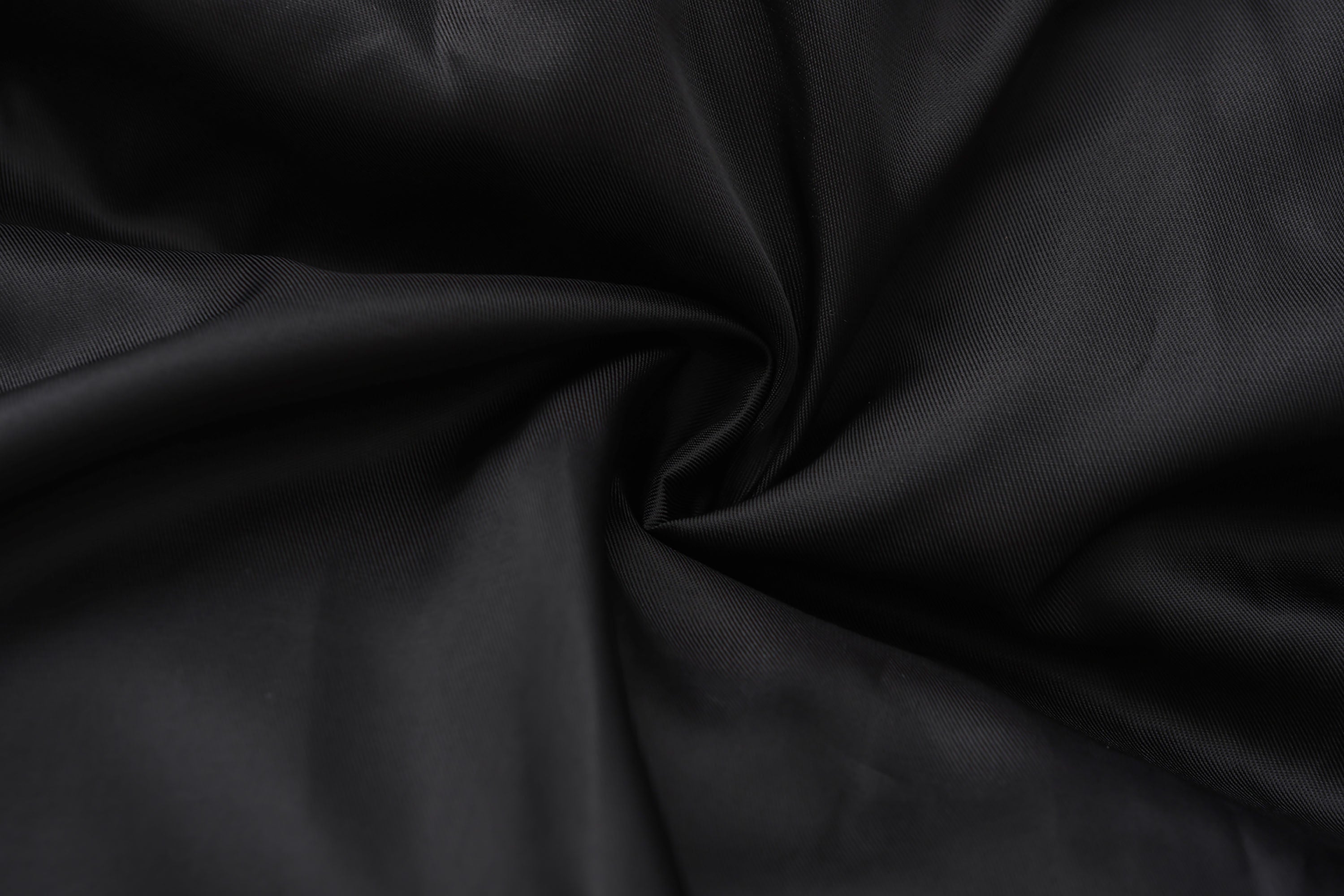 EGOFETCH Essential Cropped Puffer Jacket