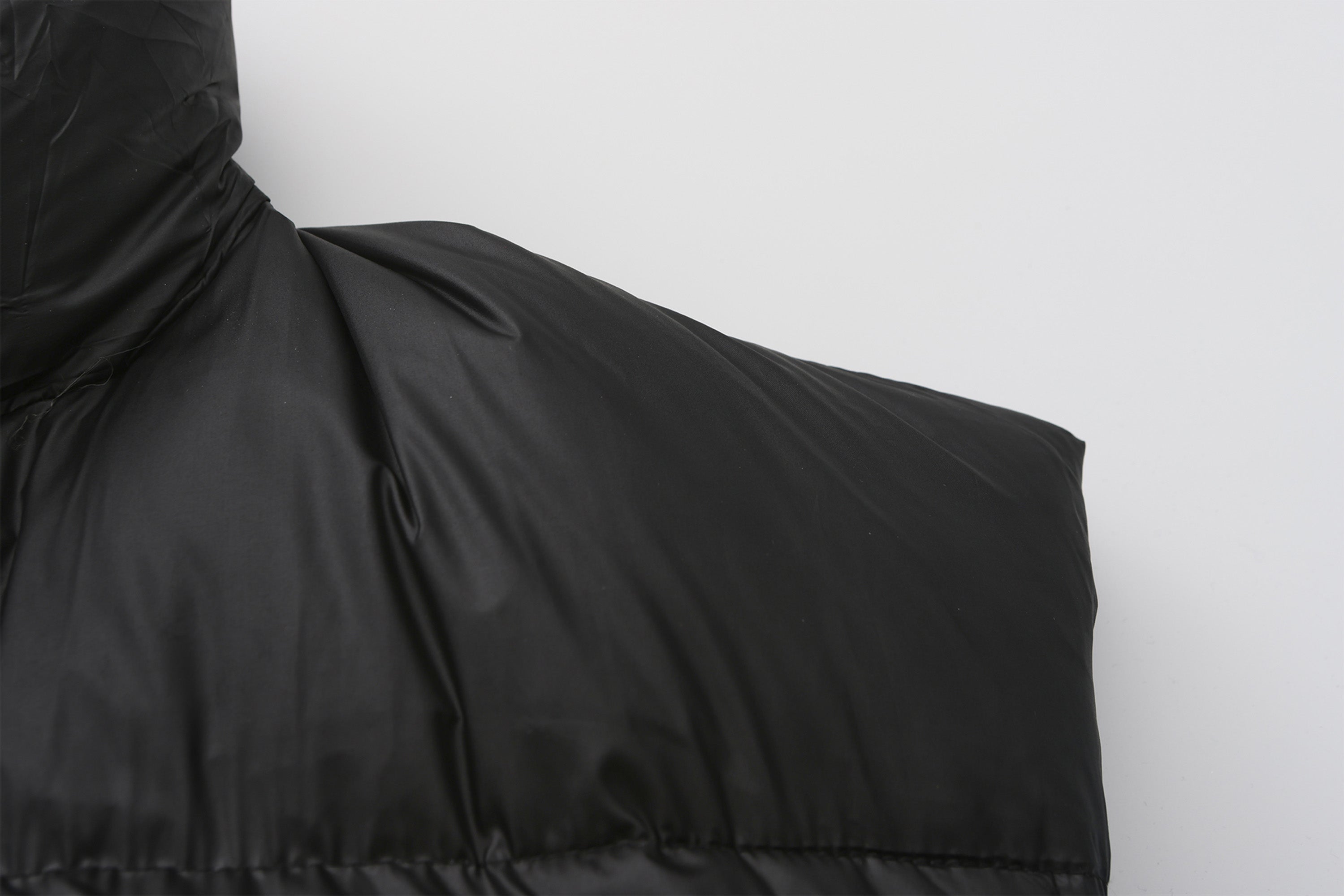 VANN VALRENCE Plain Duck Down Oversized Puffer Vest