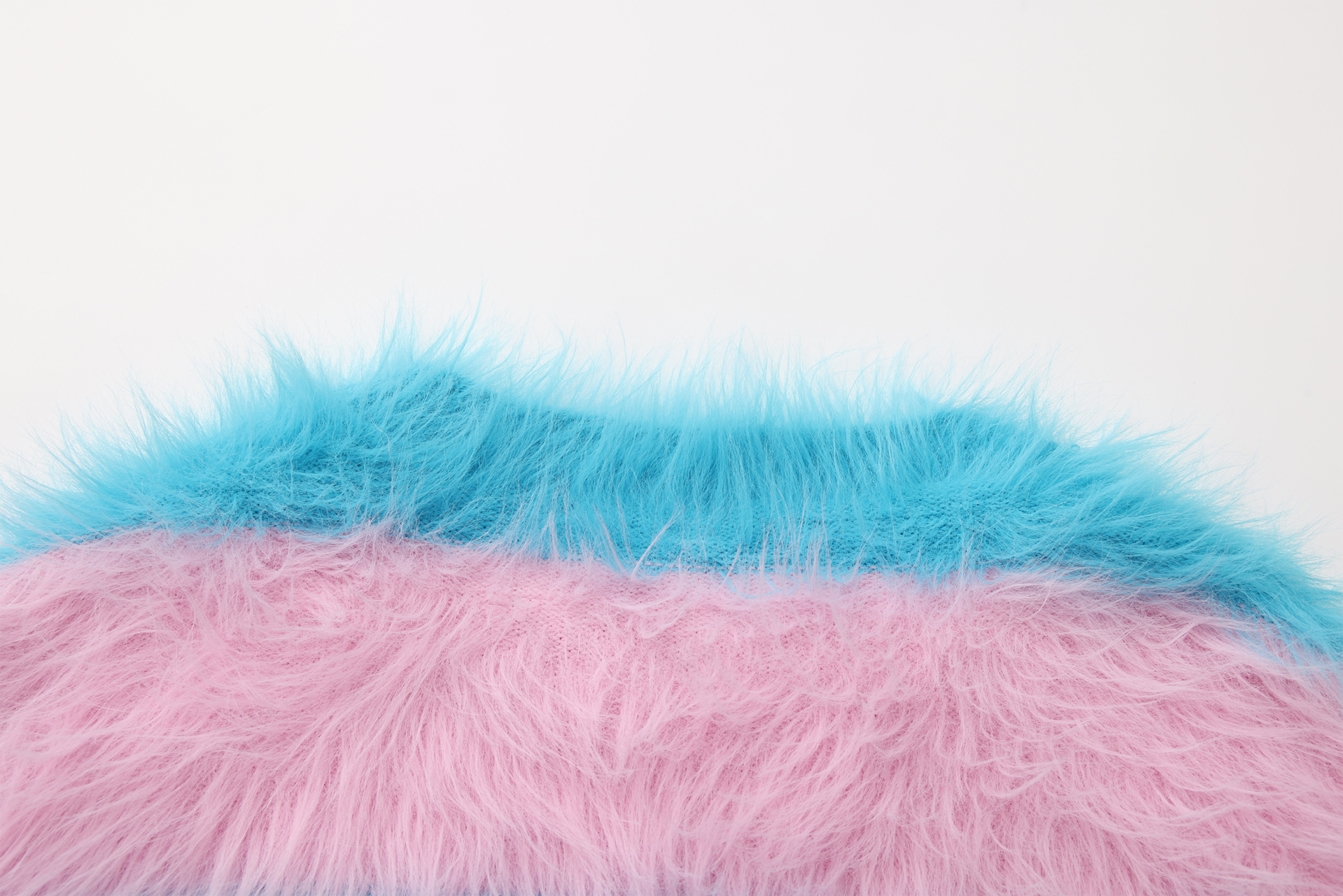 VANN VALRENCE Contrast Candy Stripe Fuzzy Sweater