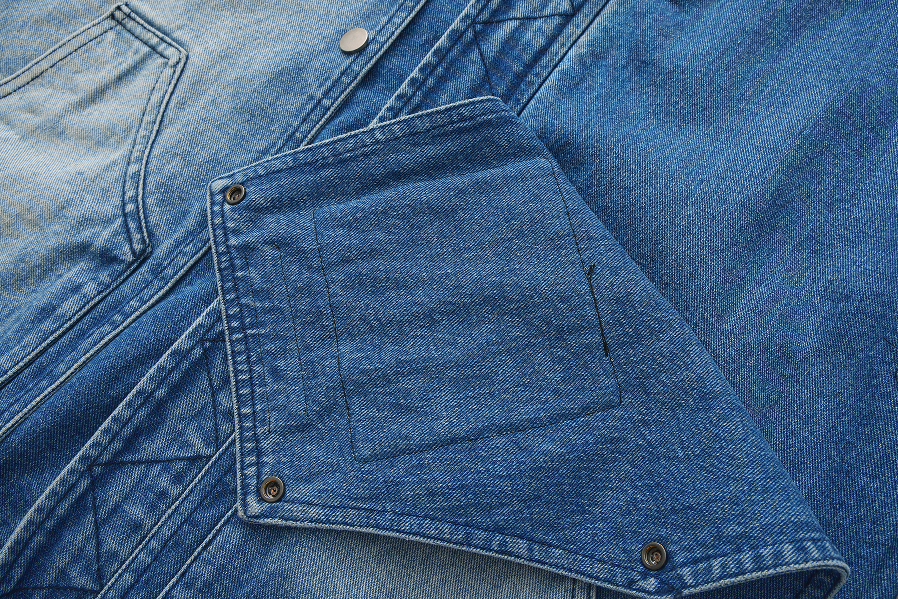 VANN VALRENCE Washed Contrast Faux-Leather Collar Denim Jacket