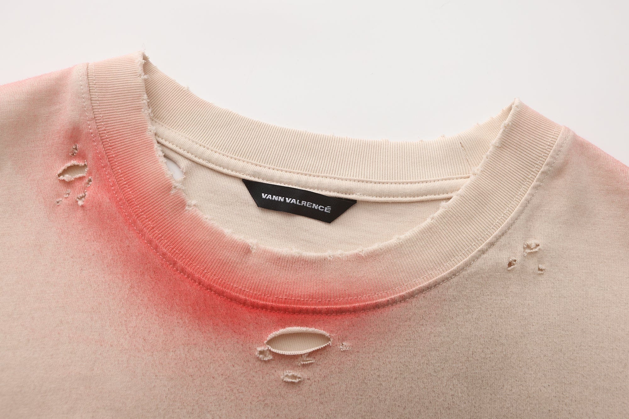 VANN VALRENCE Distressed Washed Spray Faded LOGO T-Shirt