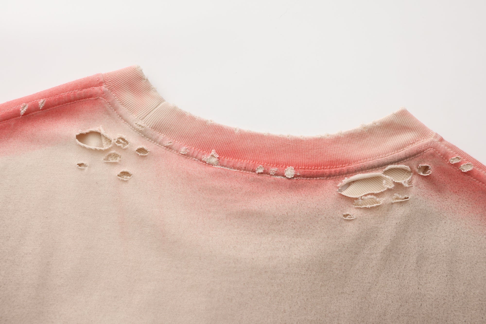 VANN VALRENCE Distressed Washed Spray Faded LOGO T-Shirt