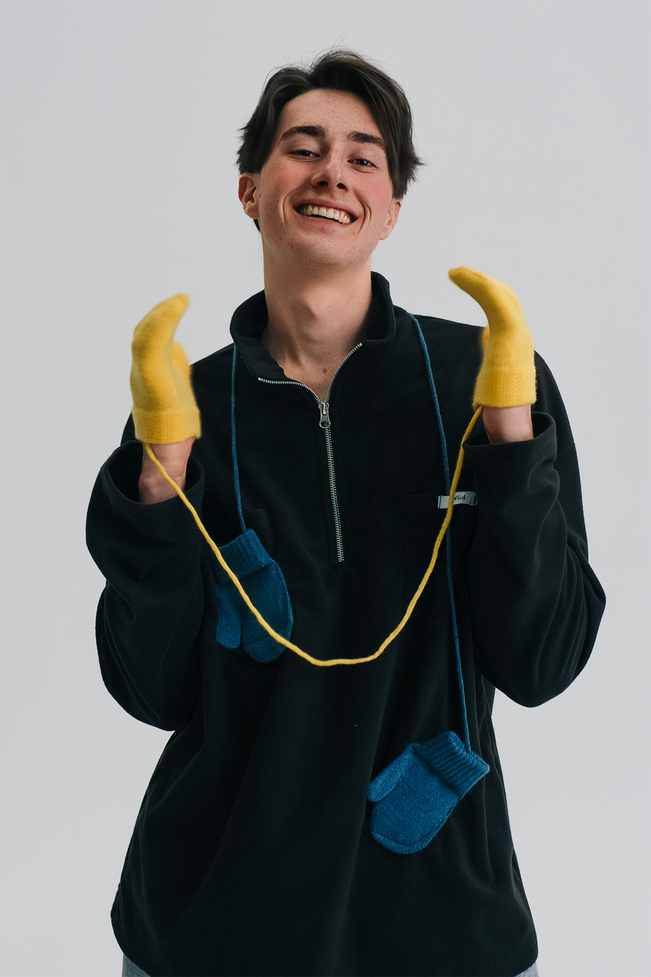 WIID Mitten-Chain Half-Zip Oversized Sweatshirt