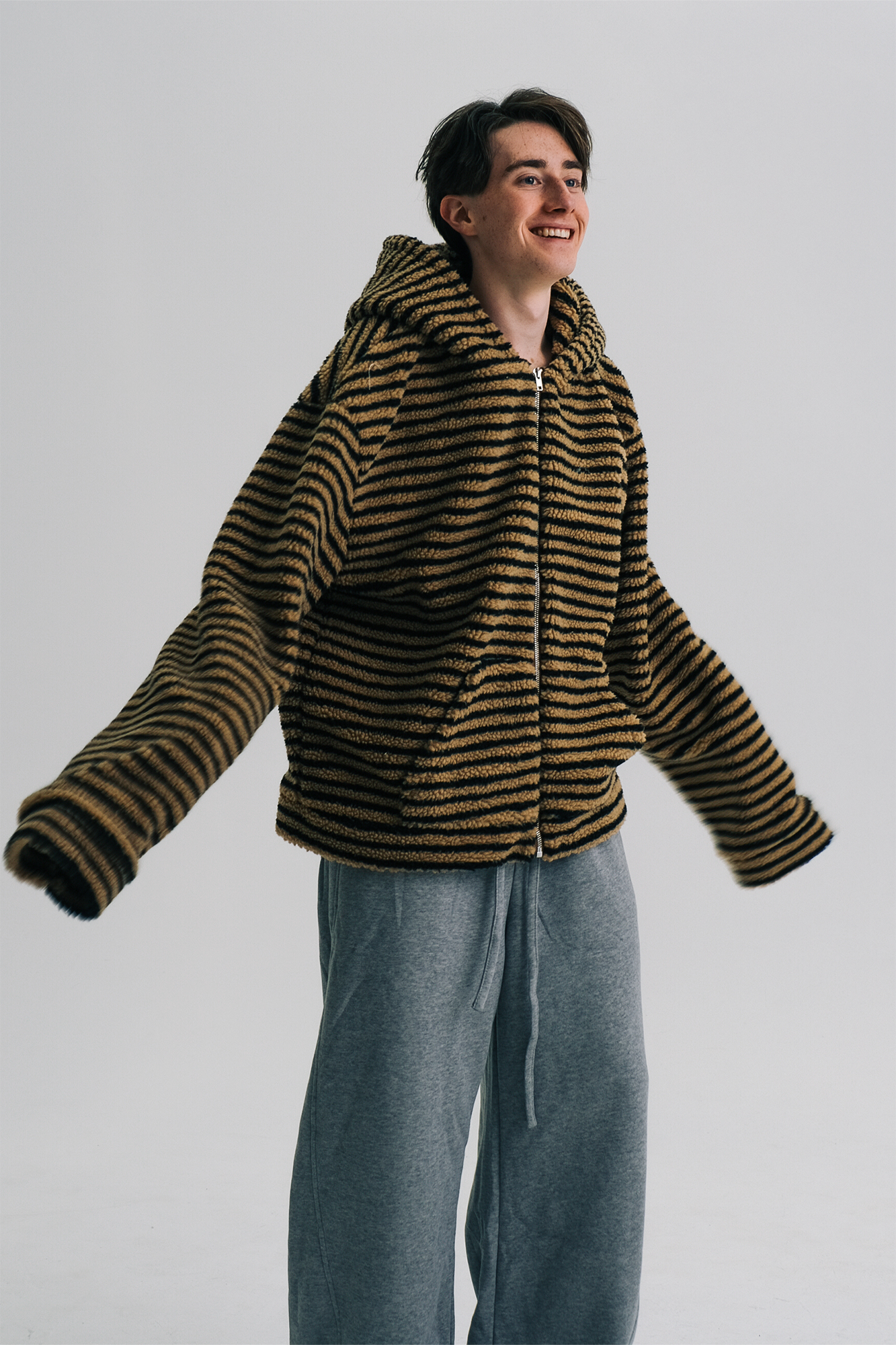 WIID Contrast Striped Fleece Hoodie Jacket