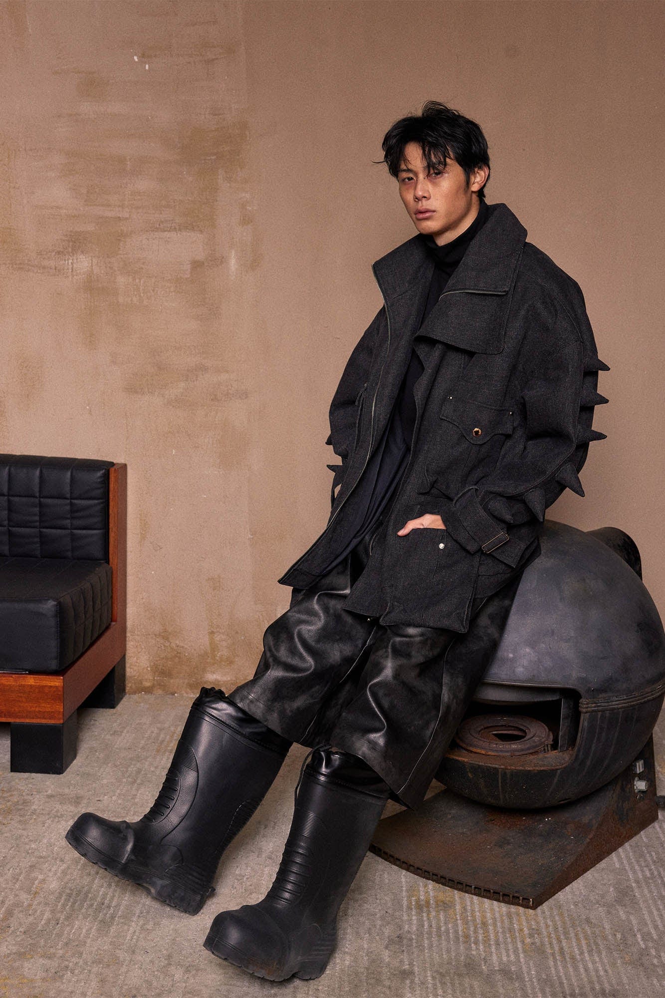 KADAKADA Distressed Curved Zipper PU Oversized Shorts, premium urban and streetwear designers apparel on PROJECTISR.com, KADAKADA