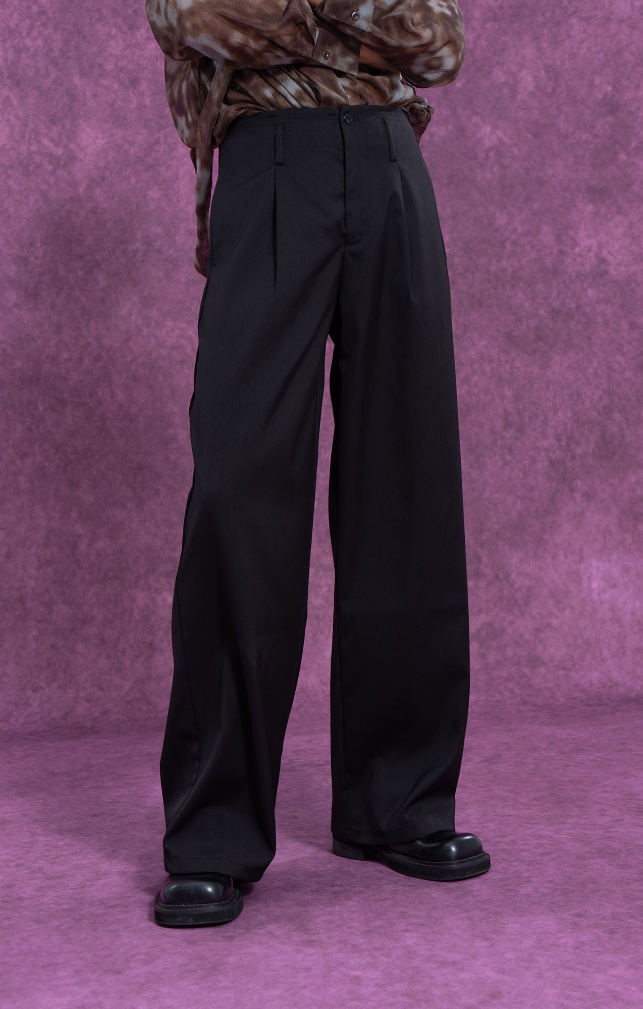 CLP Essential High-Waisted Straight-Leg Pants