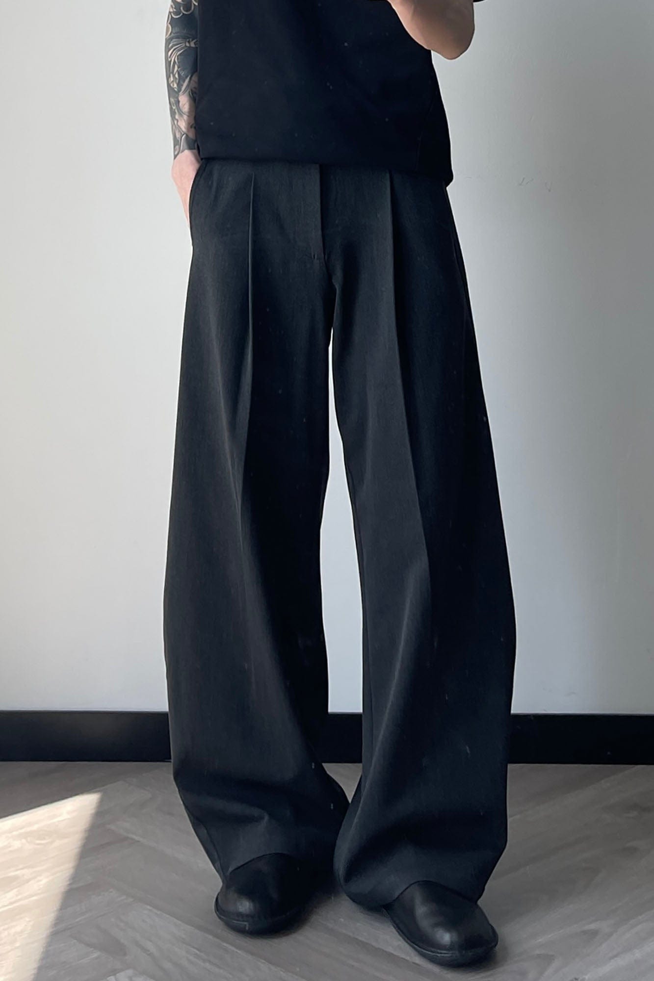 OKAYTHXBYE Pleated Curved Wide-Leg Trousers