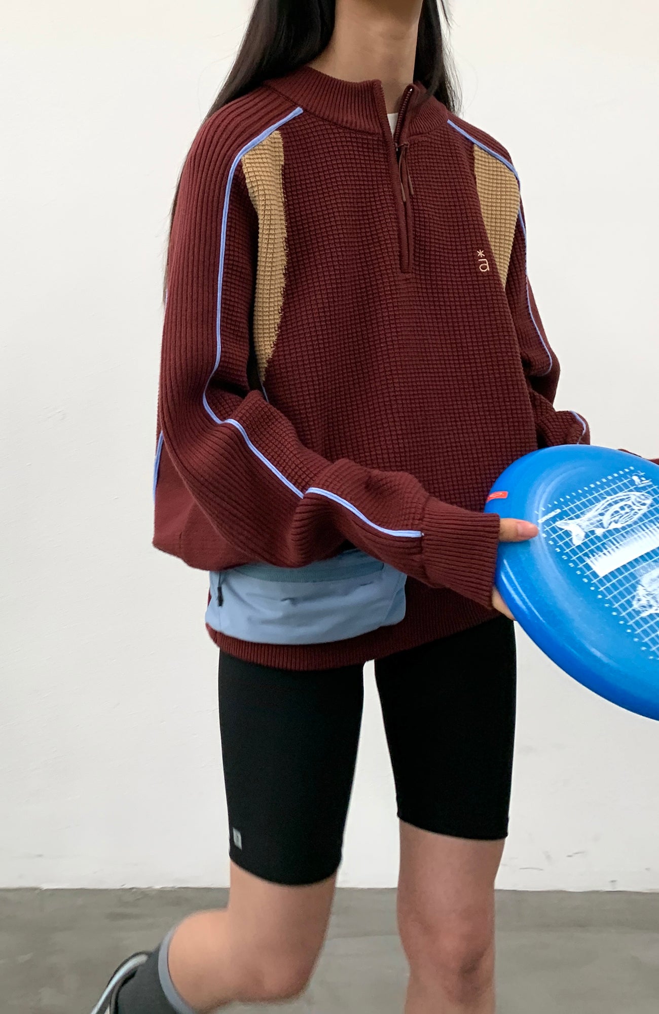 ROARINGWILD A ARCH Contrast Panel Raglan Half-Zip Sweater