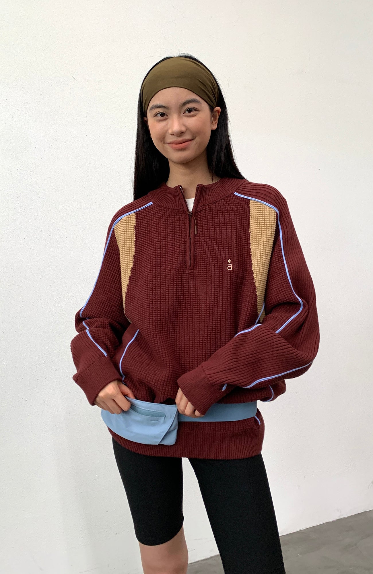 ROARINGWILD A ARCH Contrast Panel Raglan Half-Zip Sweater