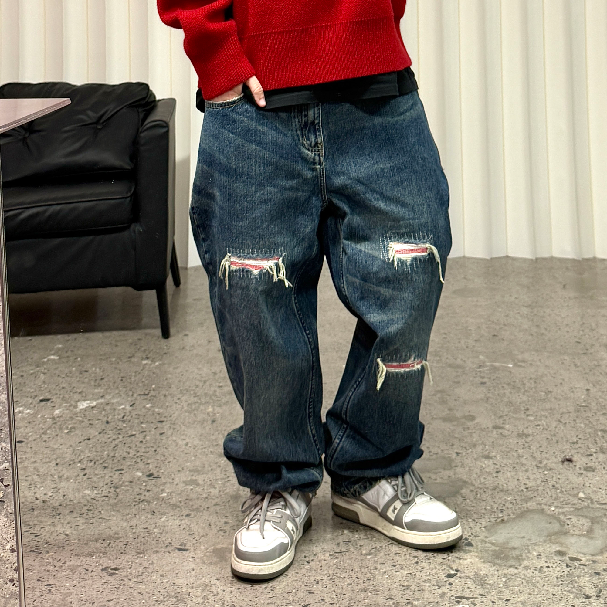 ME DA IGUAL Distressed Patch Washed Oversized Jeans