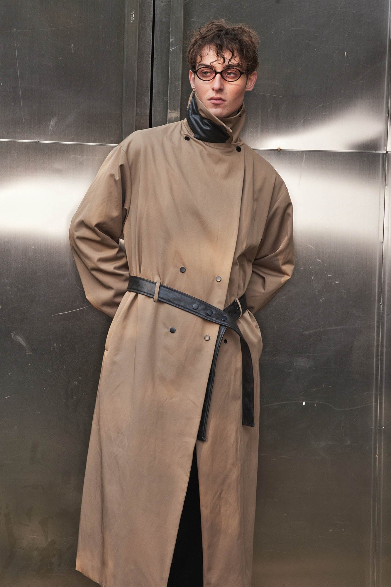 KADAKADA Choking Glove Trench Coat, premium urban and streetwear designers apparel on PROJECTISR.com, KADAKADA