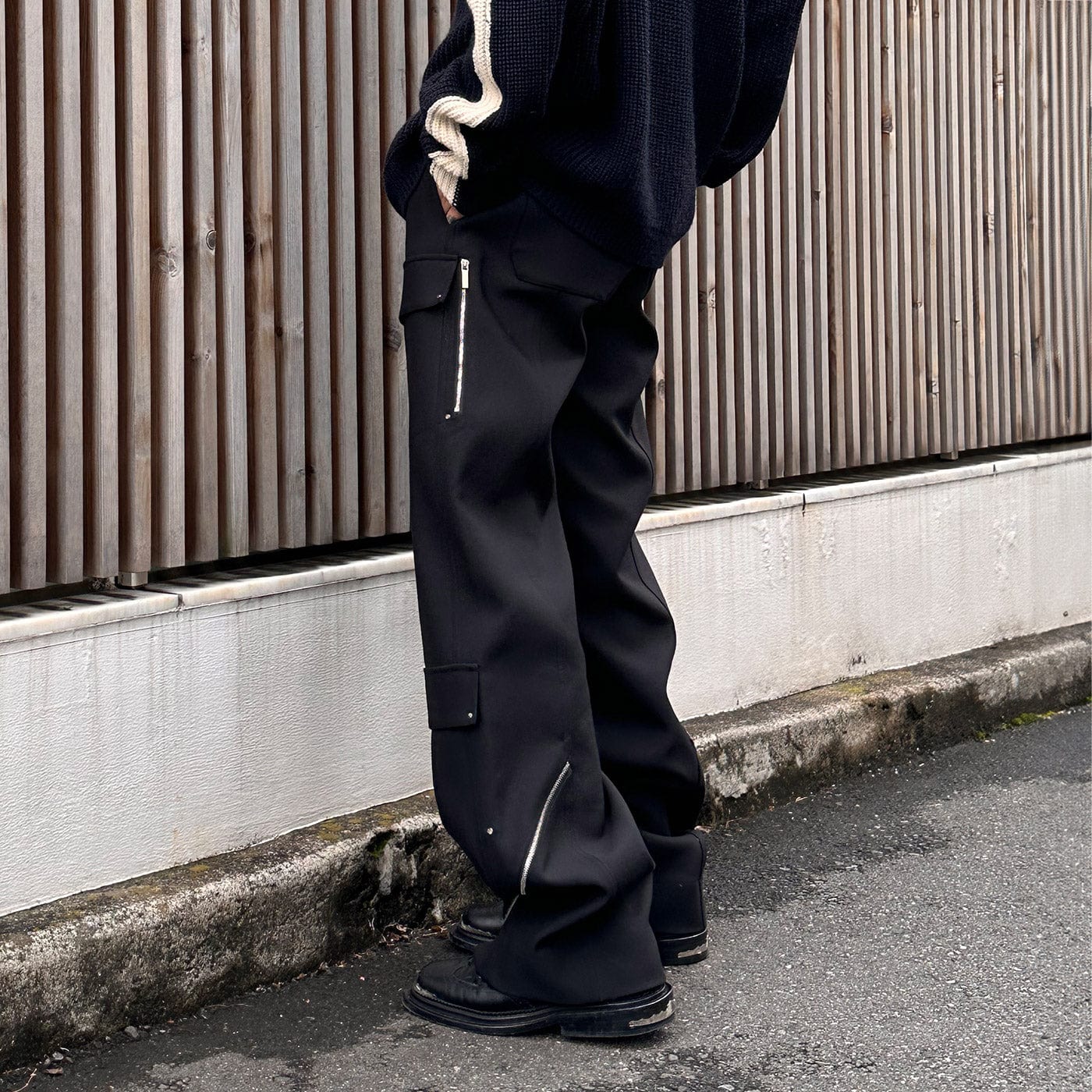 SOURPLUM Side Zippers Rivet Modern Cargo, premium urban and streetwear designers apparel on PROJECTISR.com, SOURPLUM