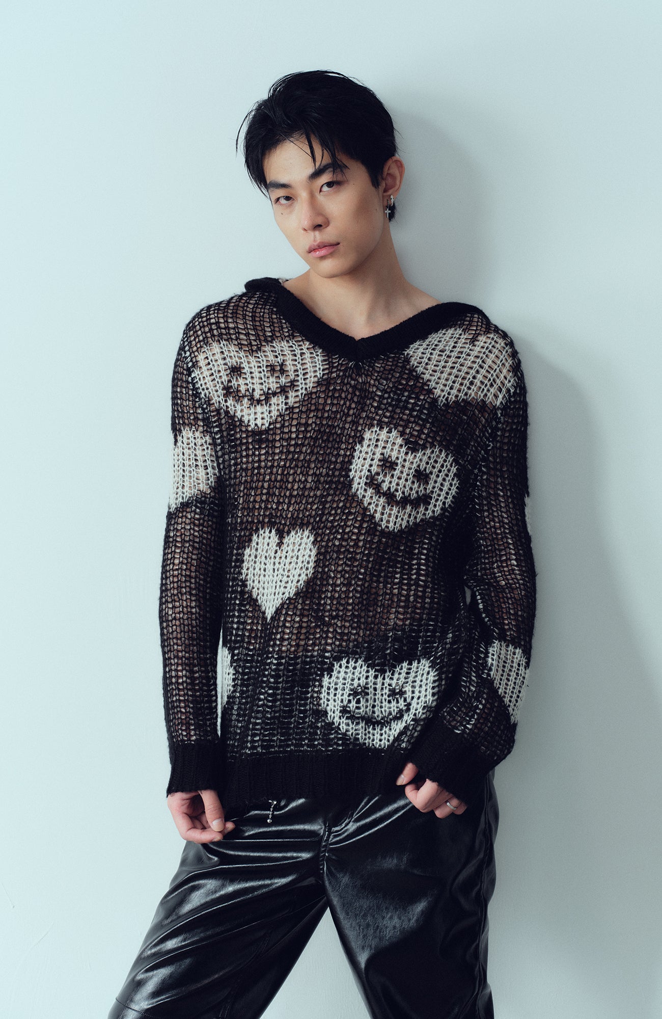 KADAKADA Smiling Heart Jacquard Knit Hoodie