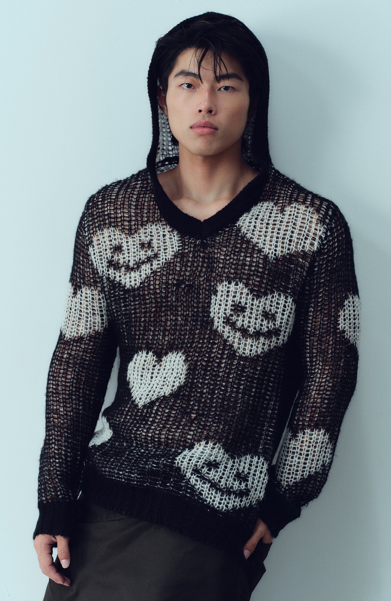 KADAKADA Smiling Heart Jacquard Knit Hoodie