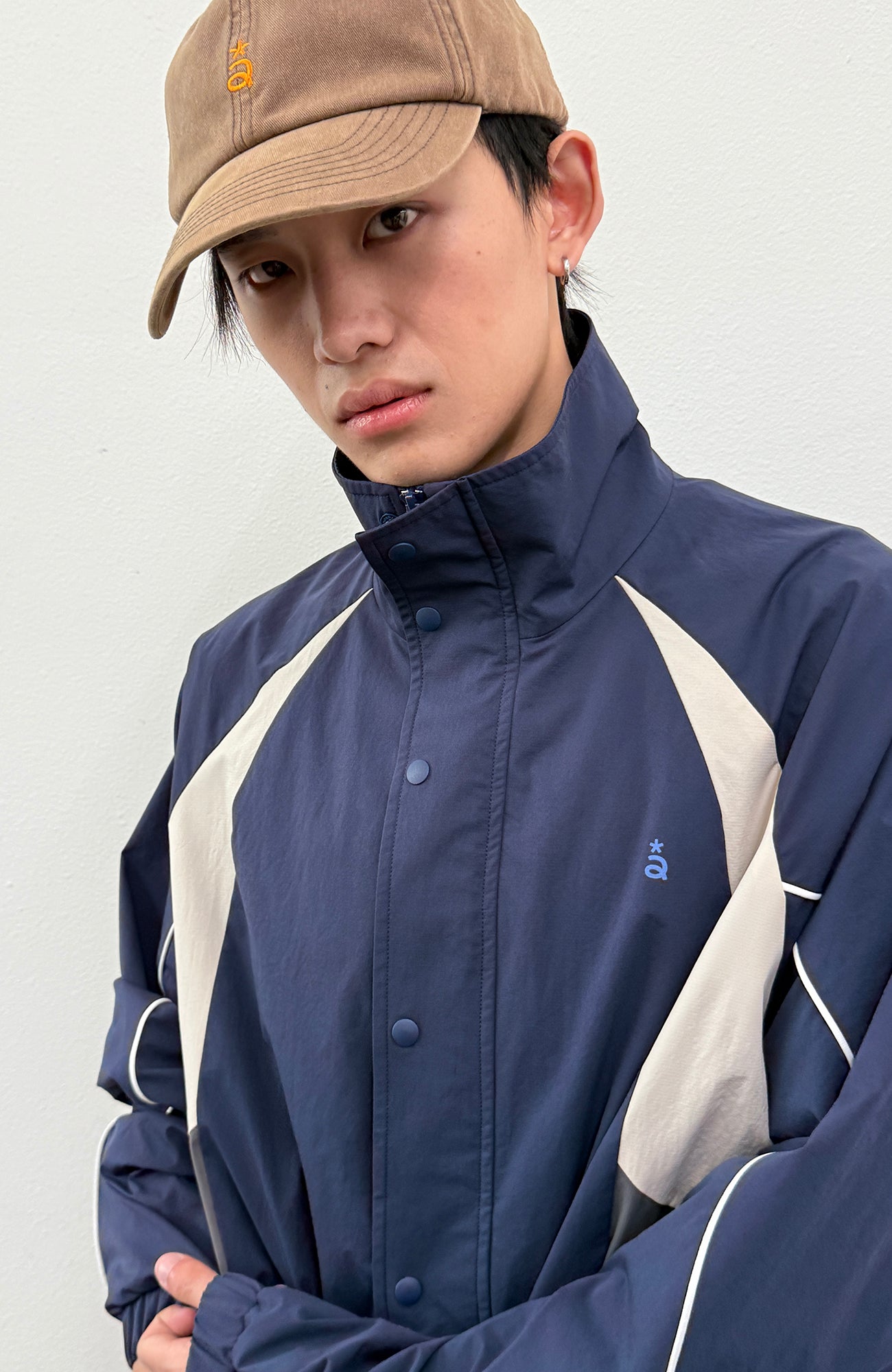 ROARINGWILD A ARCH Embroidered Graphic Raglan Jacket