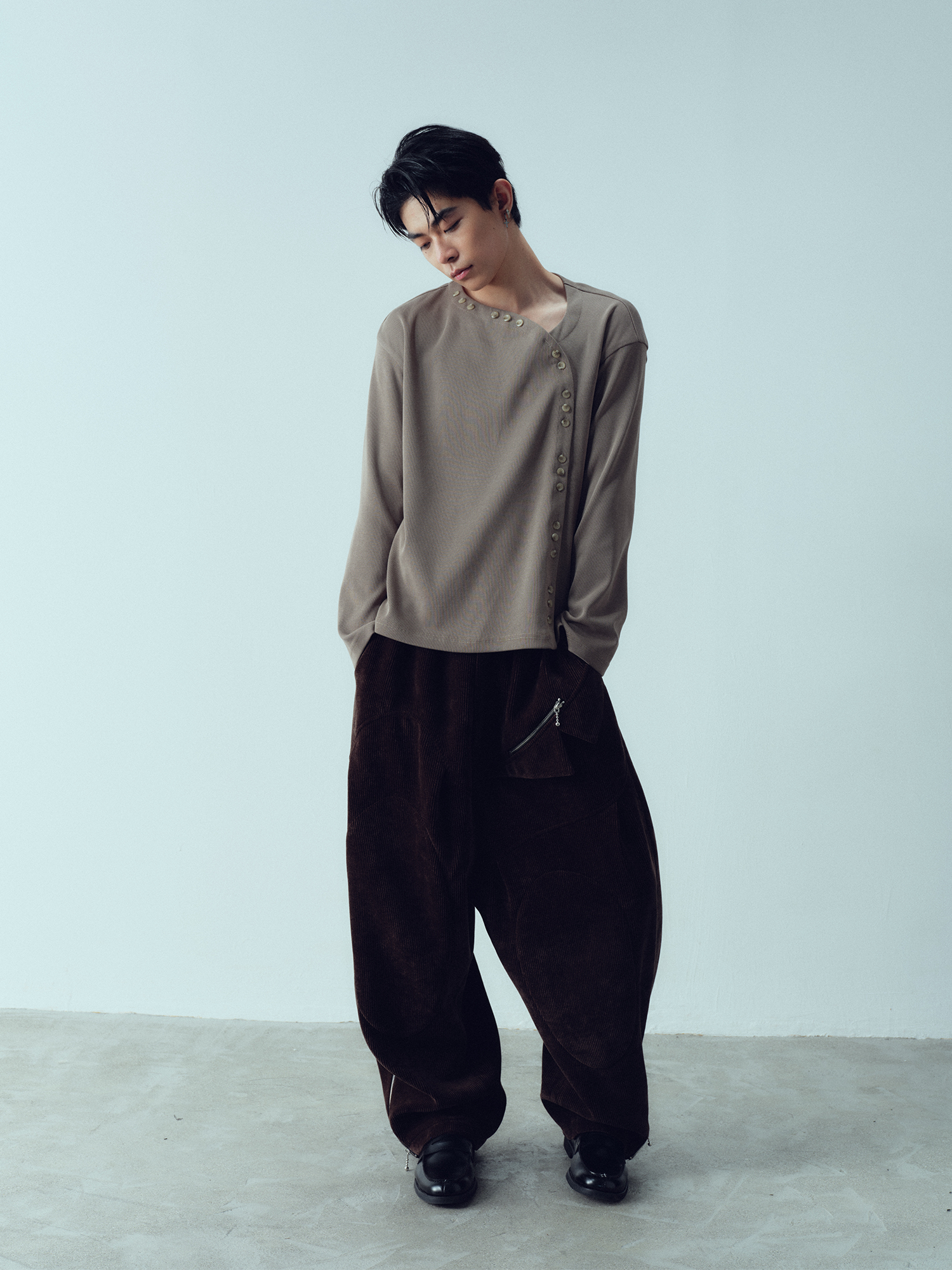 KADAKADA Buttoned Curved Placket Ribbed Knit Top