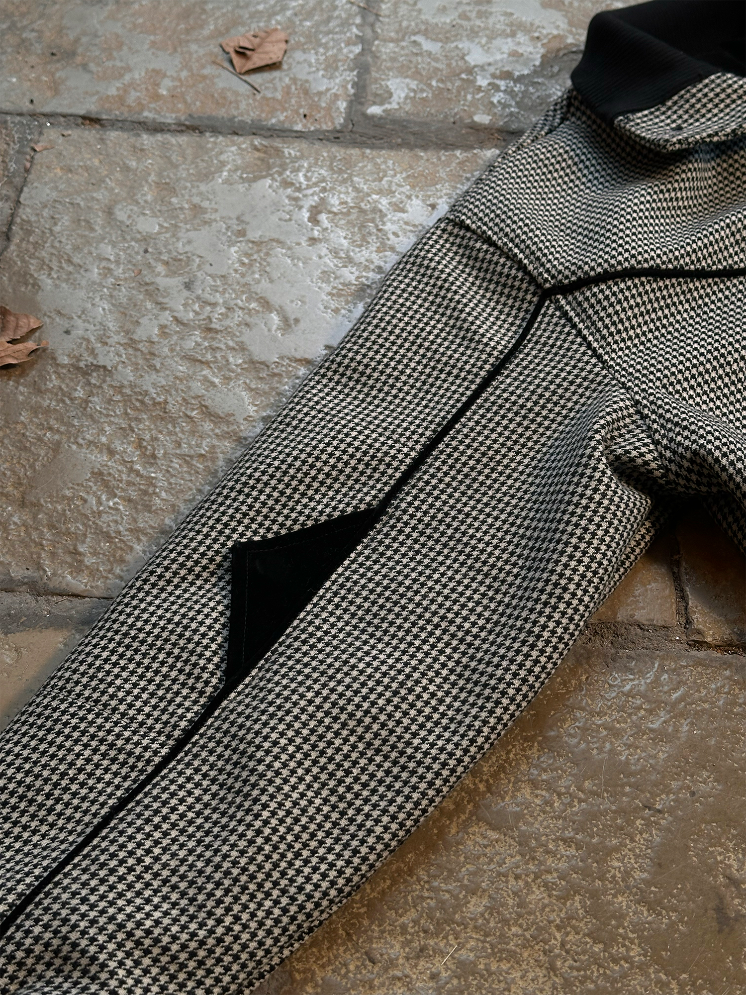 ESAIAS Houndstooth Panel Stand Collar Wool-Blend Jacket