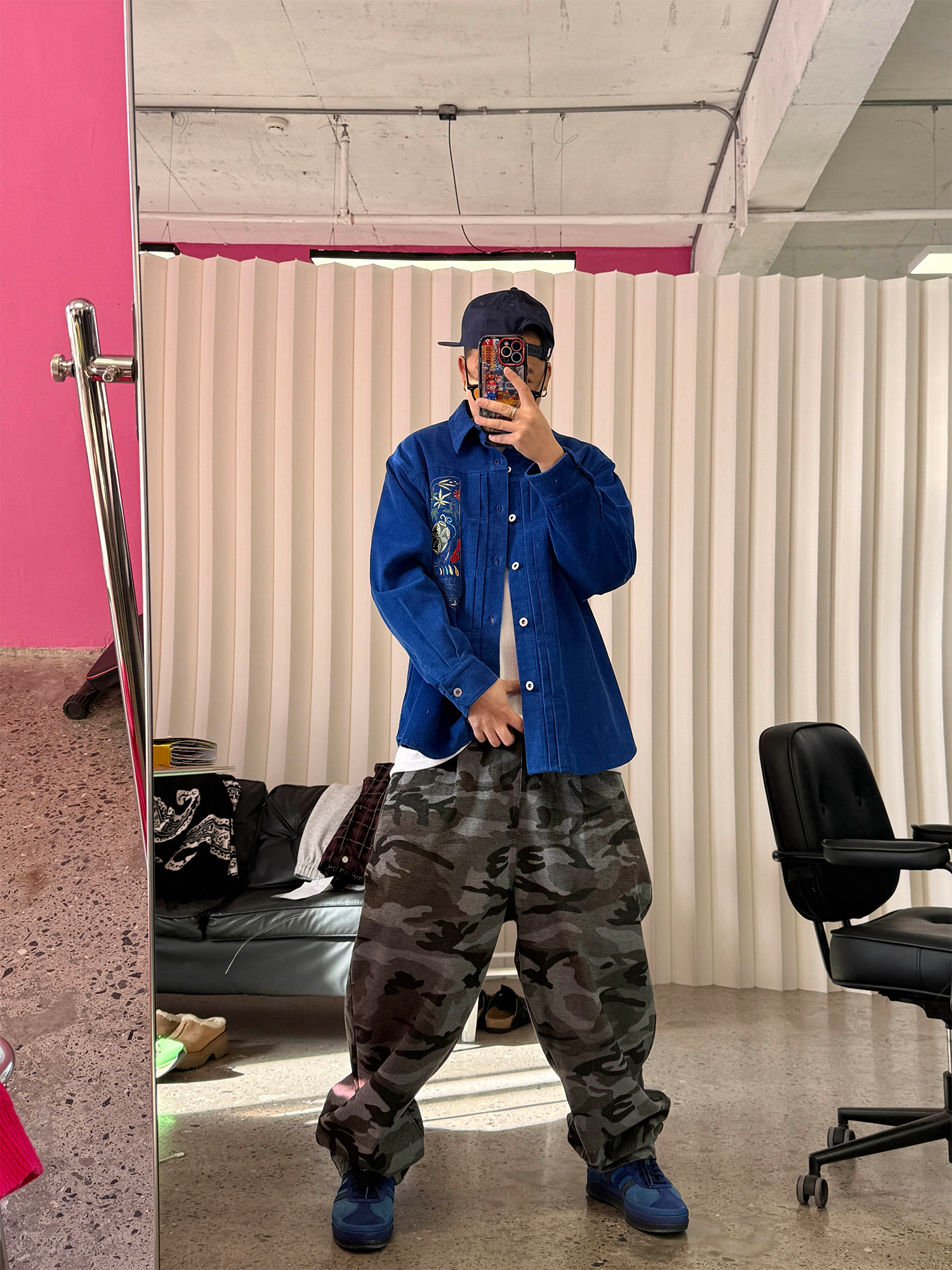 ME DA IGUAL Camo Elastic Waistband Tappered Pants, premium urban and streetwear designers apparel on PROJECTISR.com, ME DA IGUAL