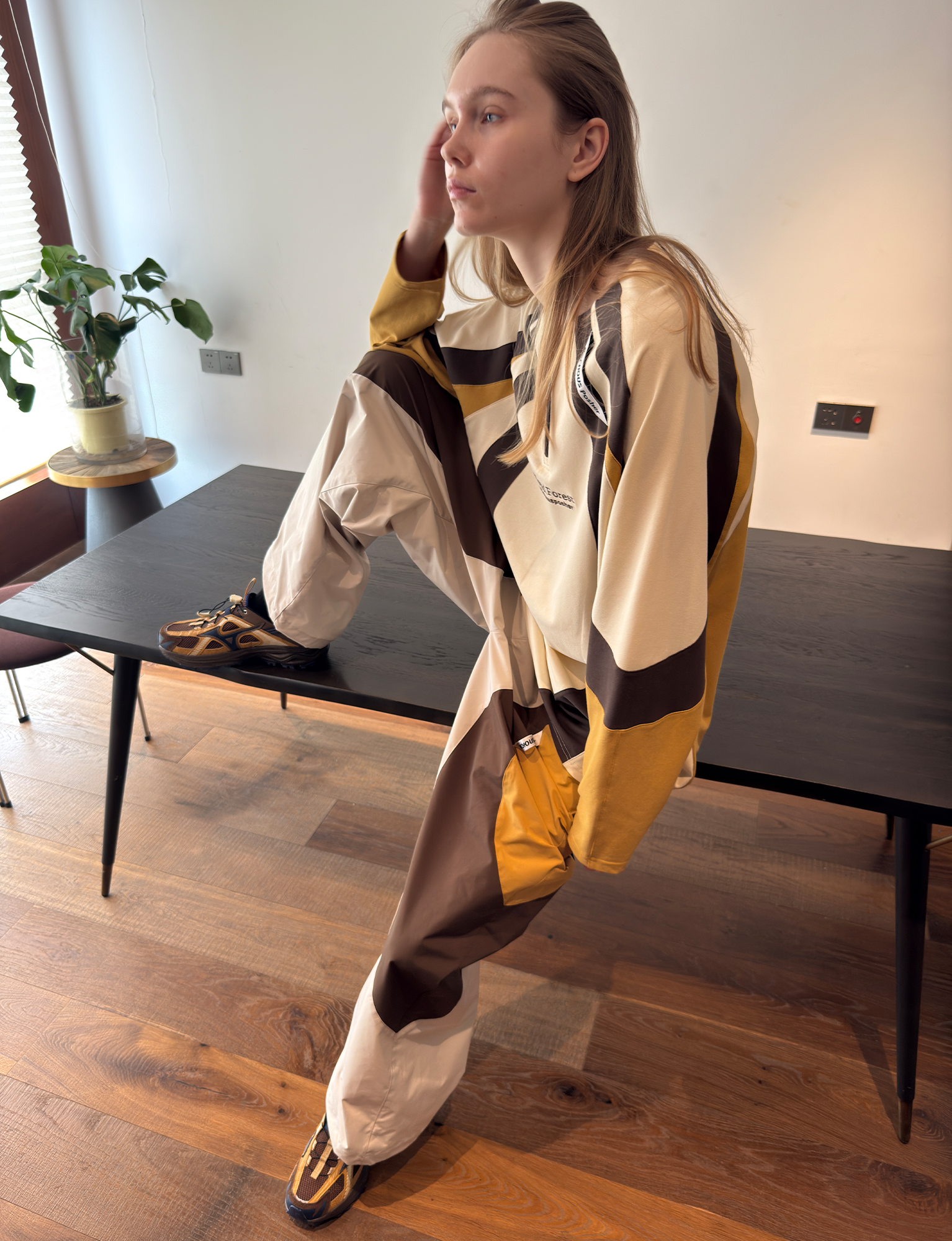 MIICHOUS Contrast Panel UV-Protection Long-Sleeve Tee