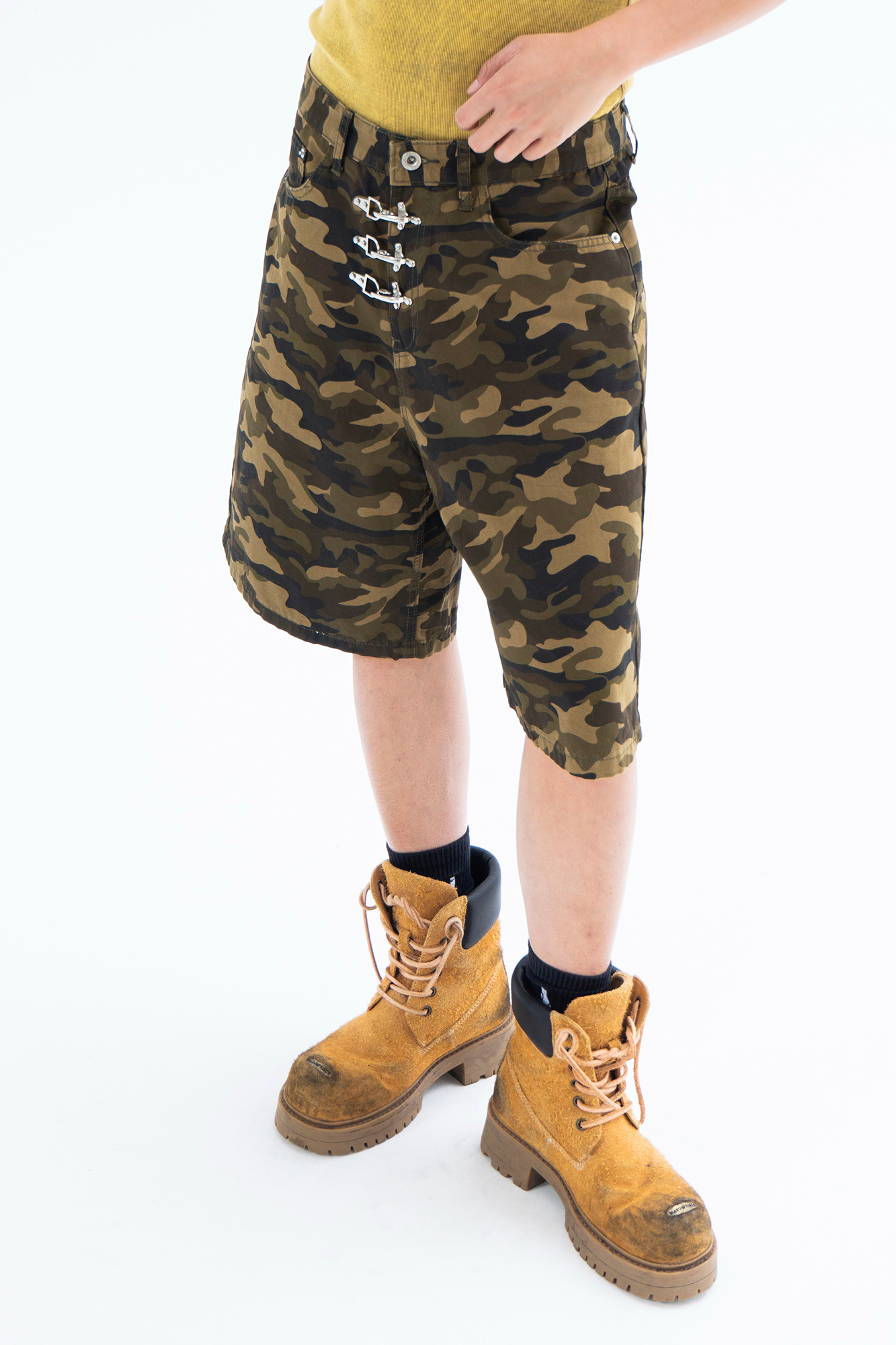 CLP Retro Camo Metal Clasp Denim Shorts