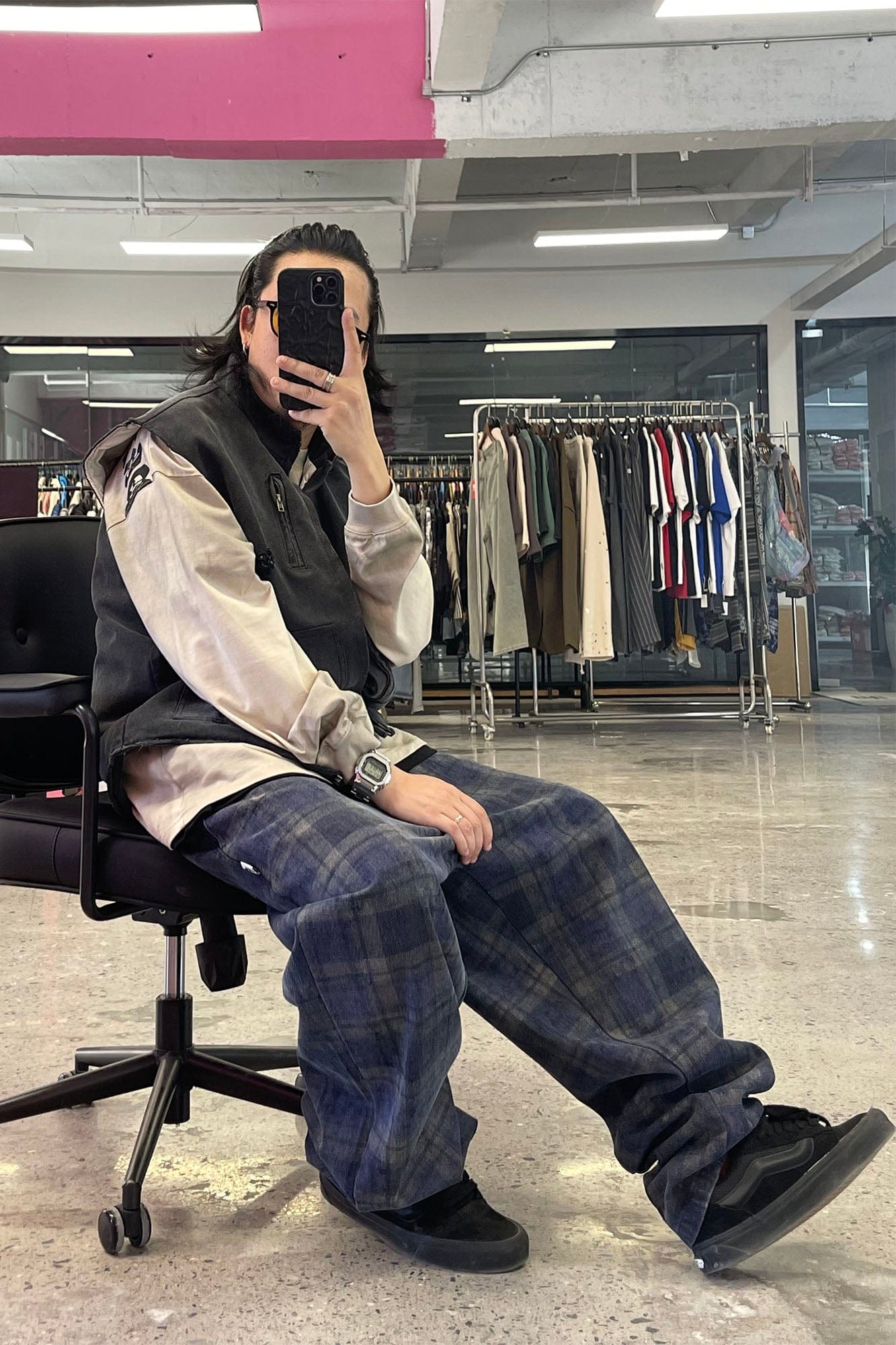 ME DA IGUAL Plaid Tapered Pants, premium urban and streetwear designers apparel on PROJECTISR.com, ME DA IGUAL