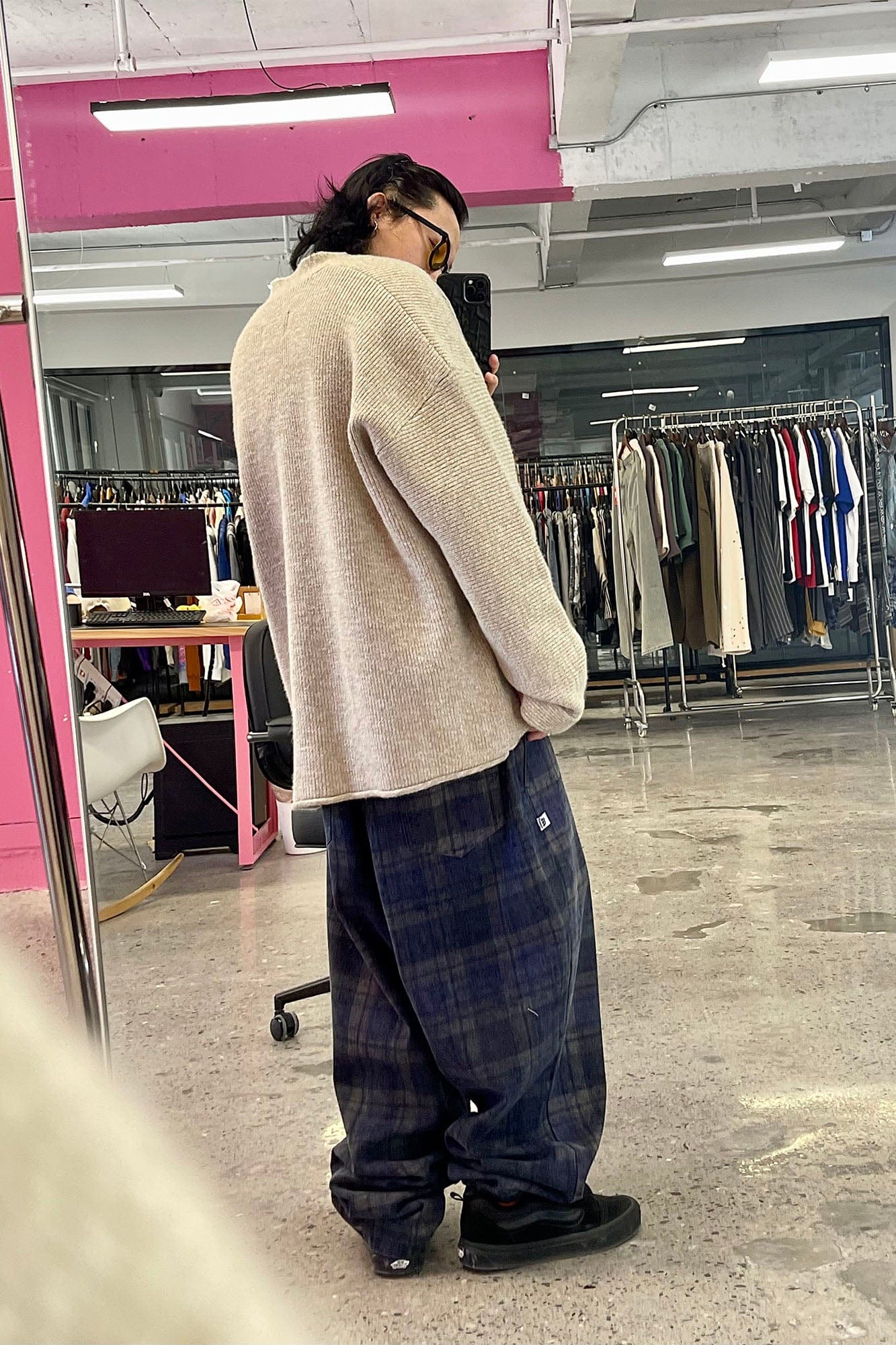 ME DA IGUAL Plaid Tapered Pants, premium urban and streetwear designers apparel on PROJECTISR.com, ME DA IGUAL