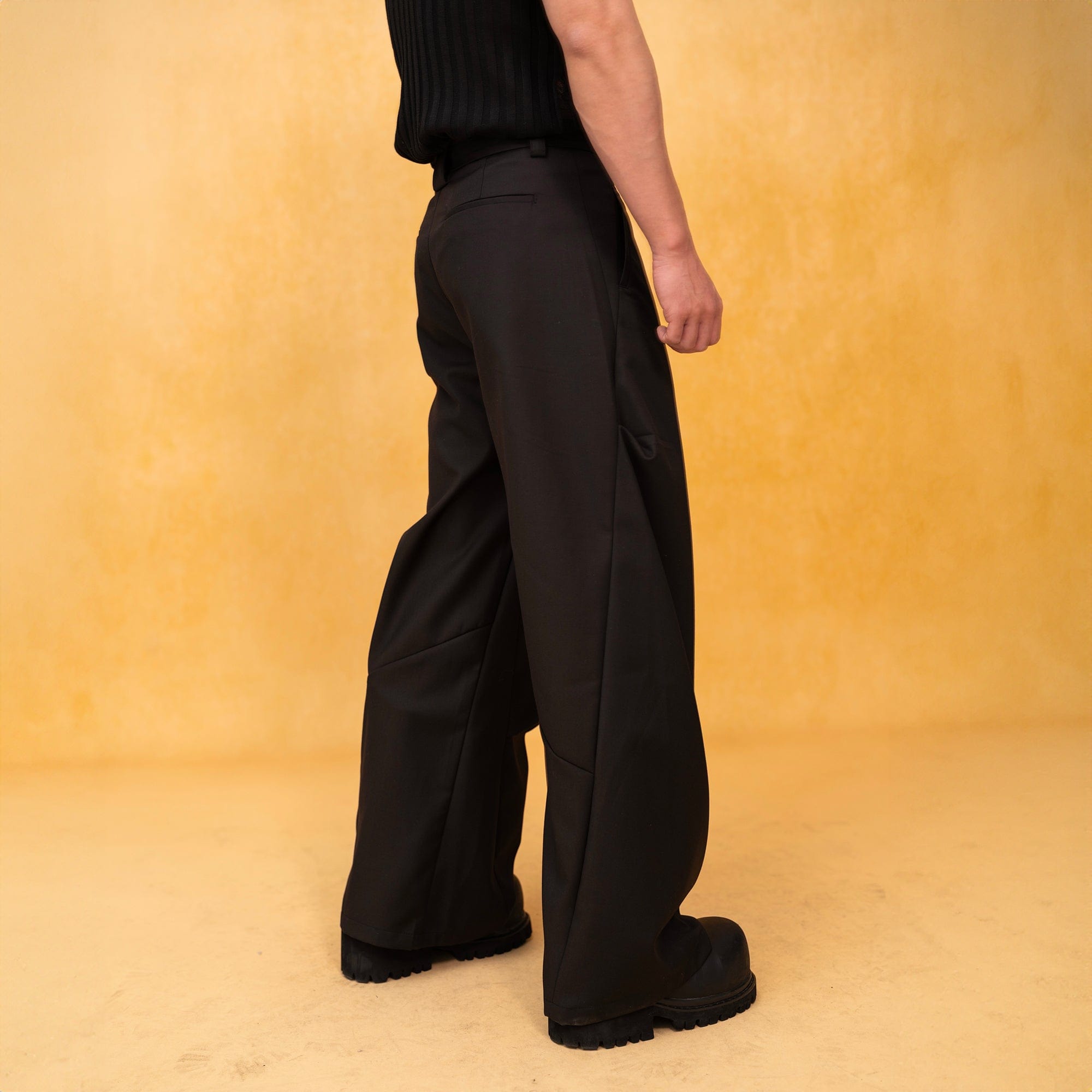 CLP Essential Spliced Crinkled Wide-Leg Trousers
