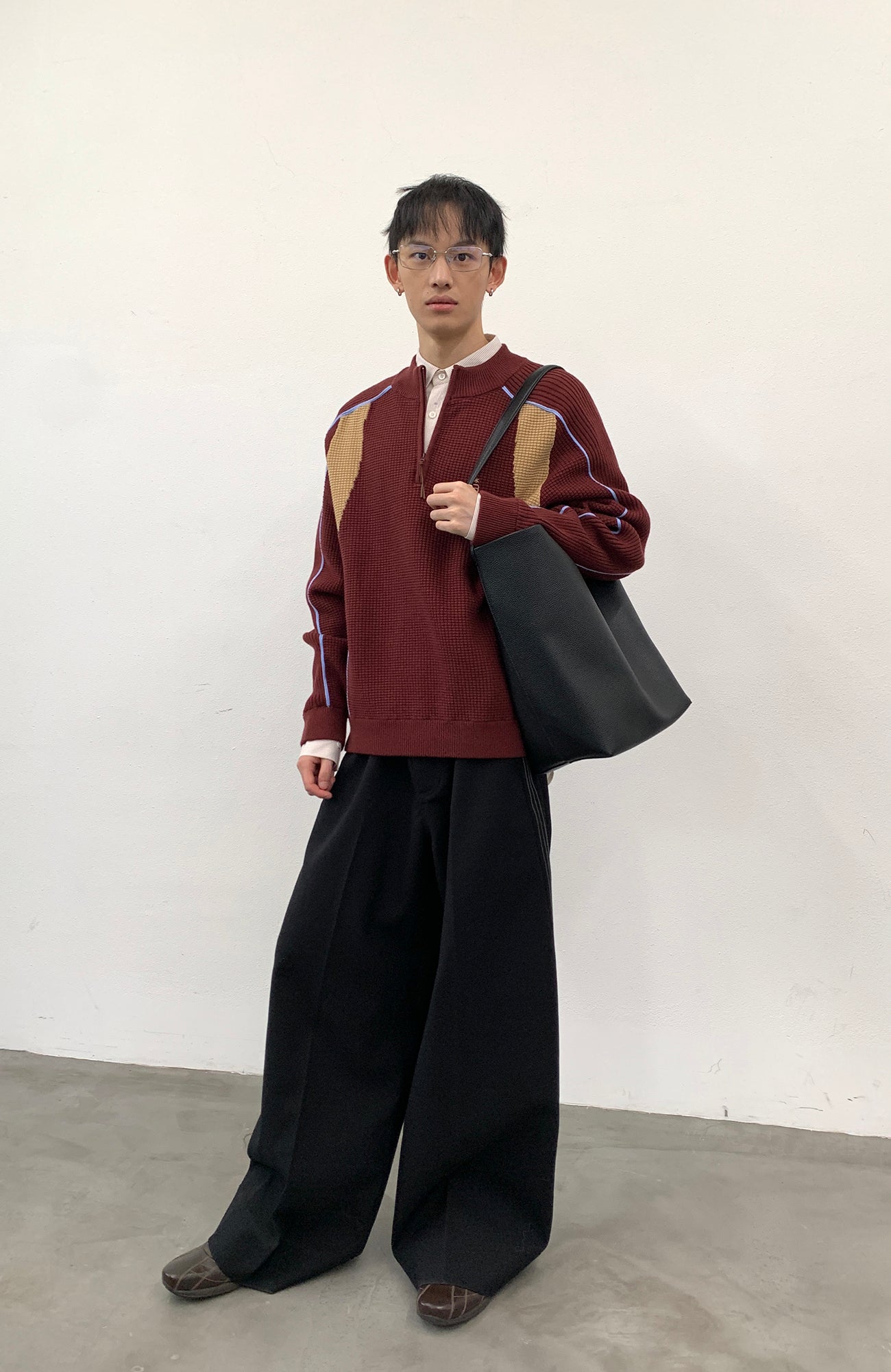 ROARINGWILD A ARCH Contrast Panel Raglan Half-Zip Sweater